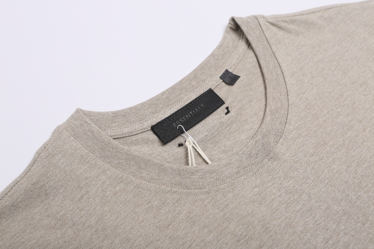 Essentials  T恤背心服装 5