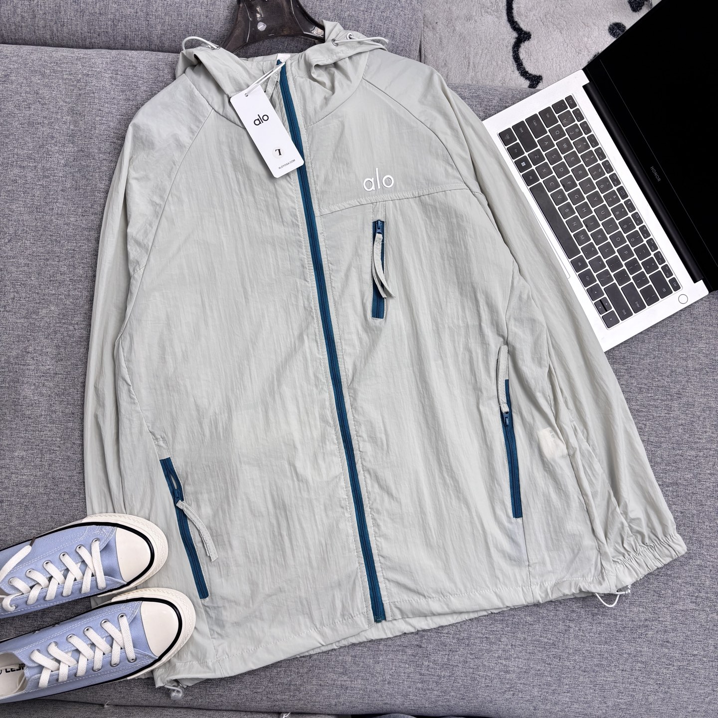 ALO Dopa-Mine Chaqueta de Protección Solar con Capucha Ligera para Hombres y Mujeres 8 i1747395913818 5076 0 5