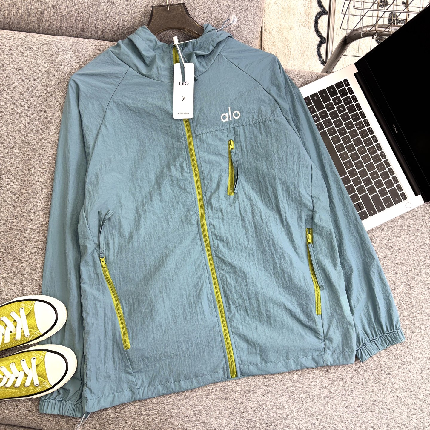 ALO Dopa-Mine Chaqueta de Protección Solar con Capucha Ligera para Hombres y Mujeres 6 i1747396873100 1415 0 14