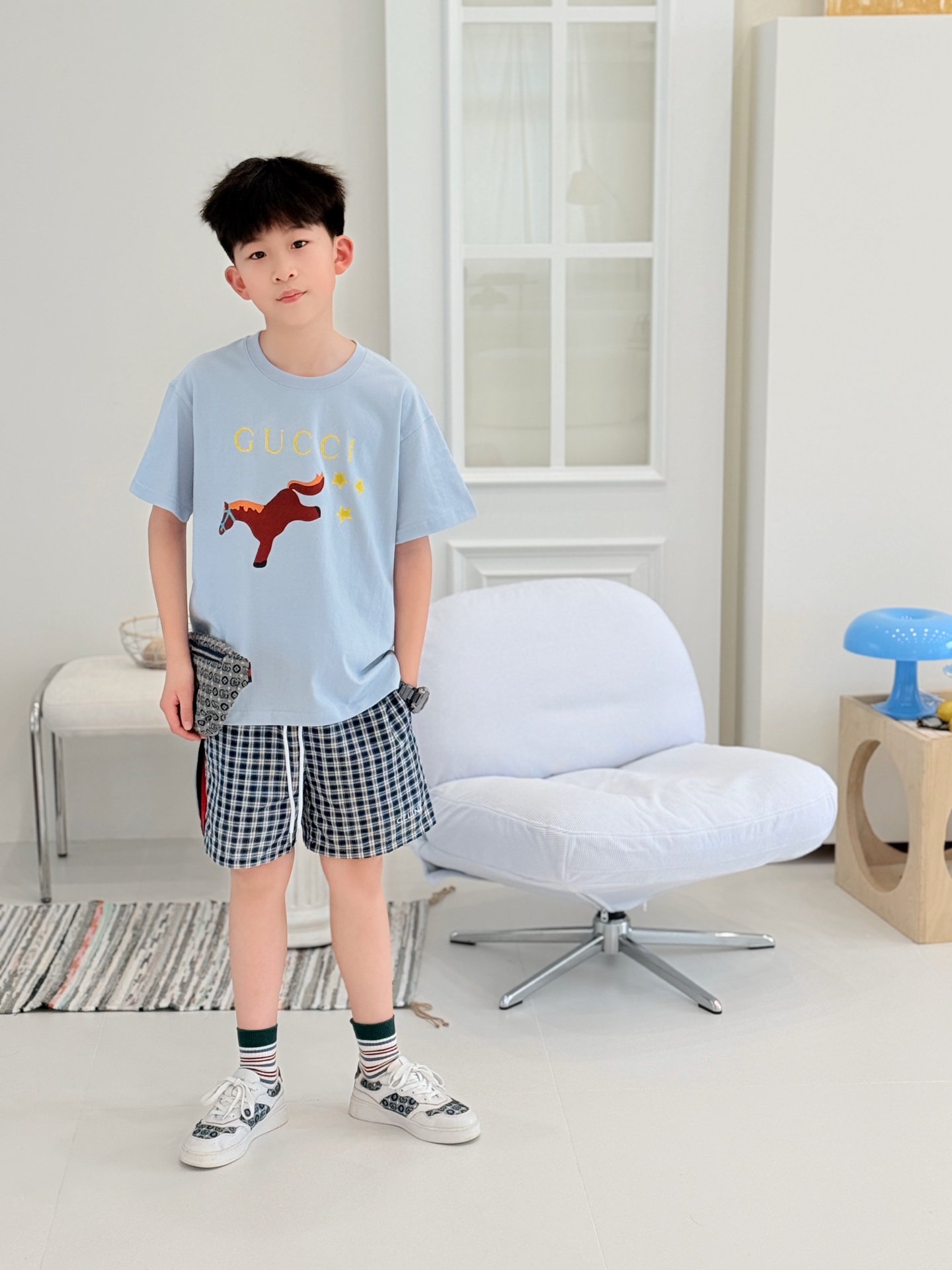 Gucci serie estrella y caballito pequeño Camiseta de alta calidad con tres etiquetas completas Tallas: 100-150 Camiseta…