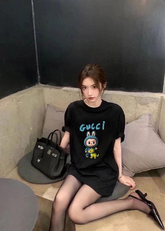 Gucci Printed Logo T-Shirt Unisex Cotton Short Sleeve Tee 10 a1754412433770 6363