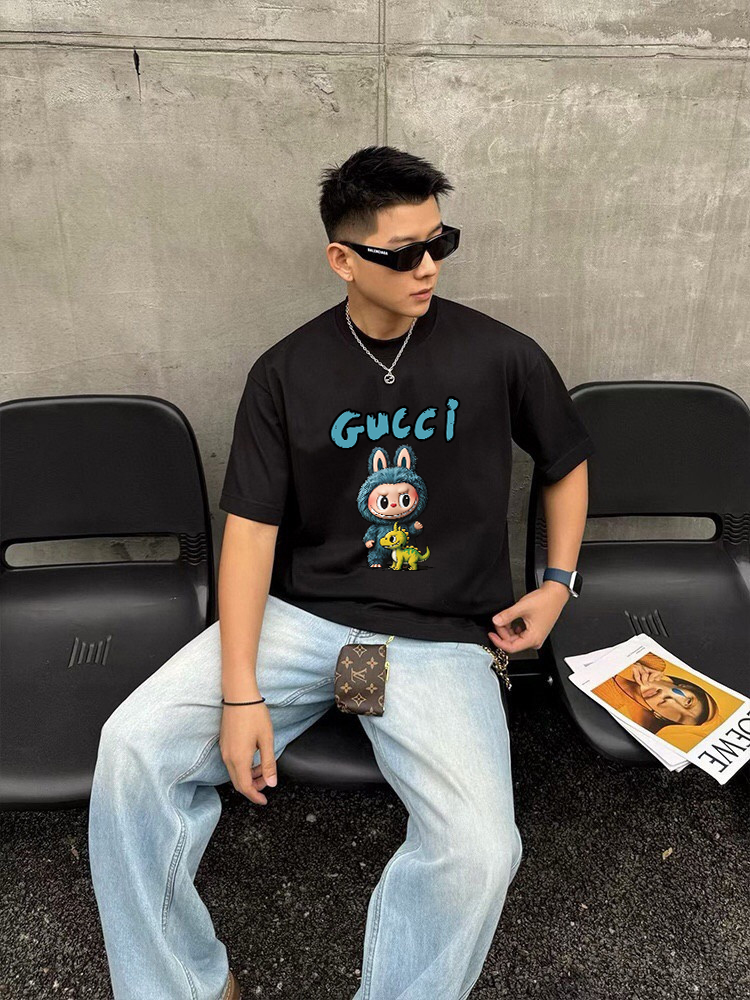 Gucci Printed Logo T-Shirt Unisex Cotton Short Sleeve Tee 8 a1754412433771 4004