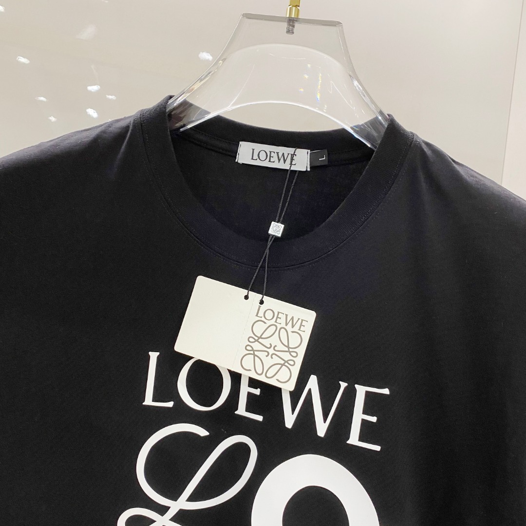 罗意家单穿打底都是首选 高定面料 240克纯棉 2025春夏新品短袖🍃时尚经典圆领短袖👍🏻时尚单品设计，