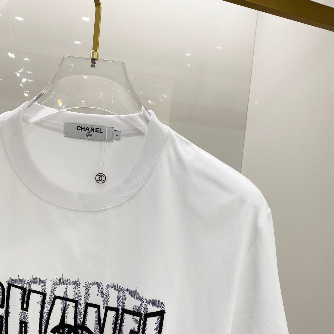 纪家单穿打底都是首选 高定面料 240克纯棉 2025春夏新品短袖🍃时尚经典圆领短袖👍🏻时尚单品设计，更