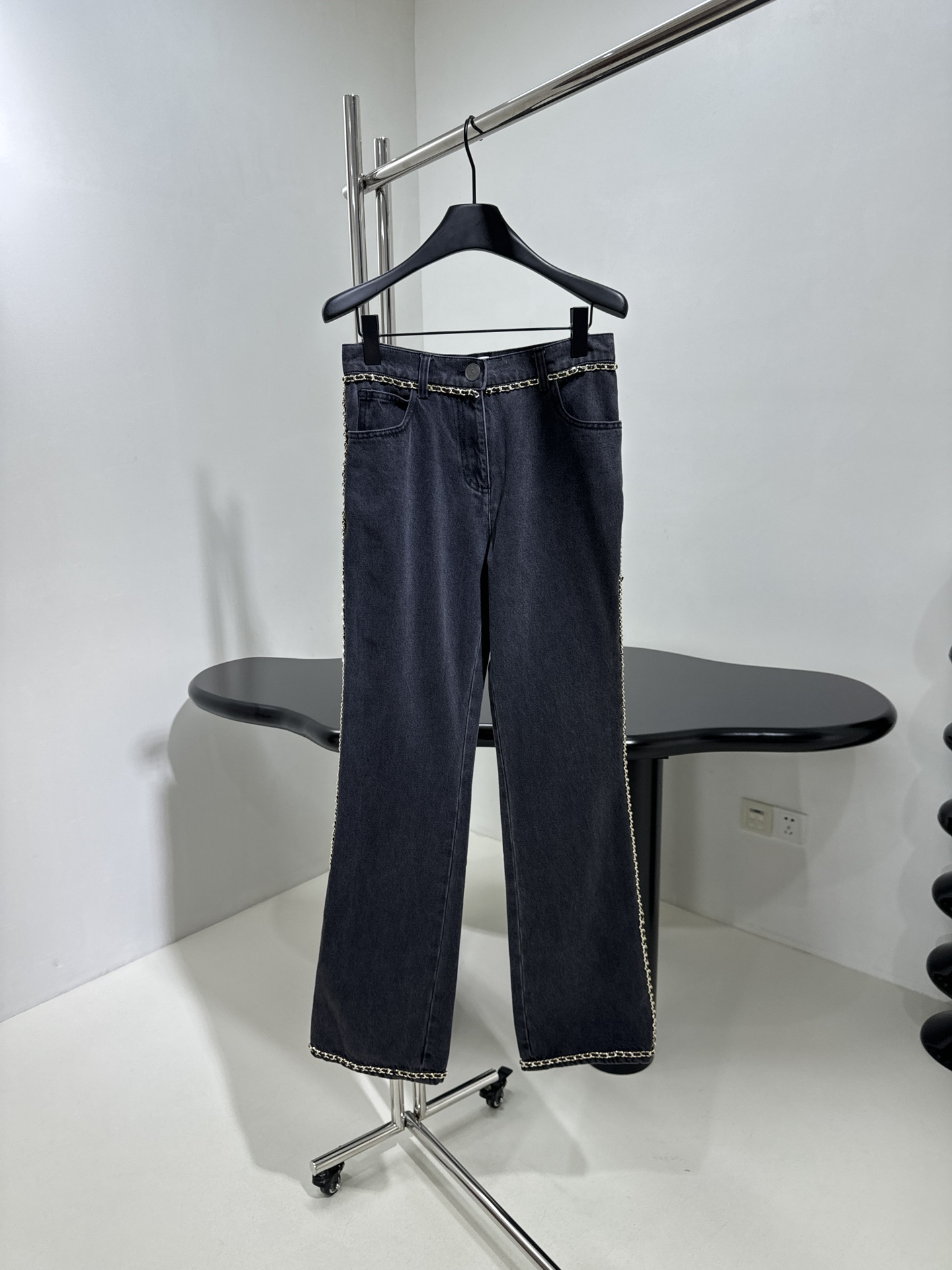 Chanel Clothing Jeans Pants & Trousers Black Blue Embroidery Cotton Knitting Spring Collection Chains