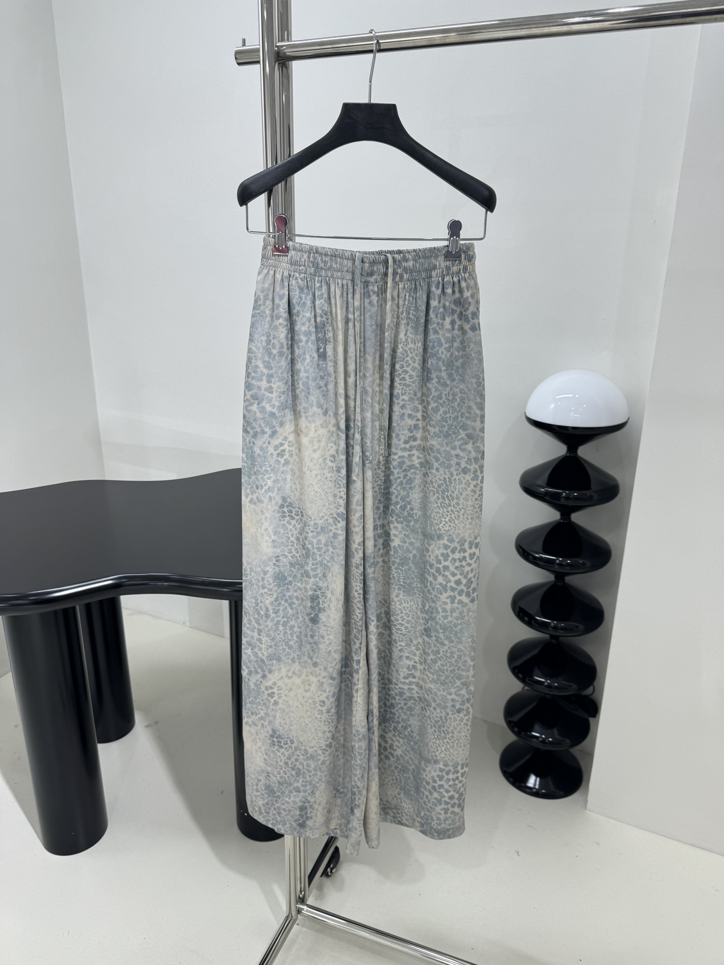 Balenciaga Clothing Pants & Trousers Blue Leopard Print Unisex Casual