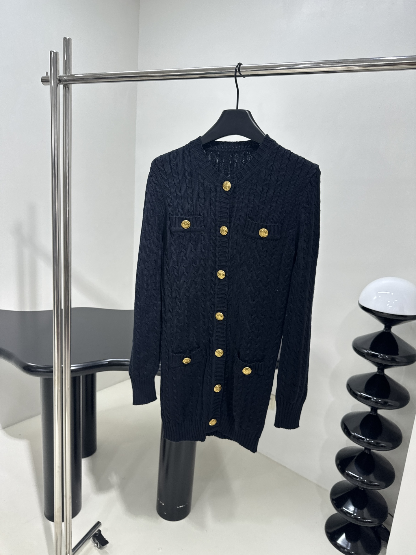 Chlo Knit Shirt Women’s Suit with Metal Buttons and Olive Green Color - 图片 1
