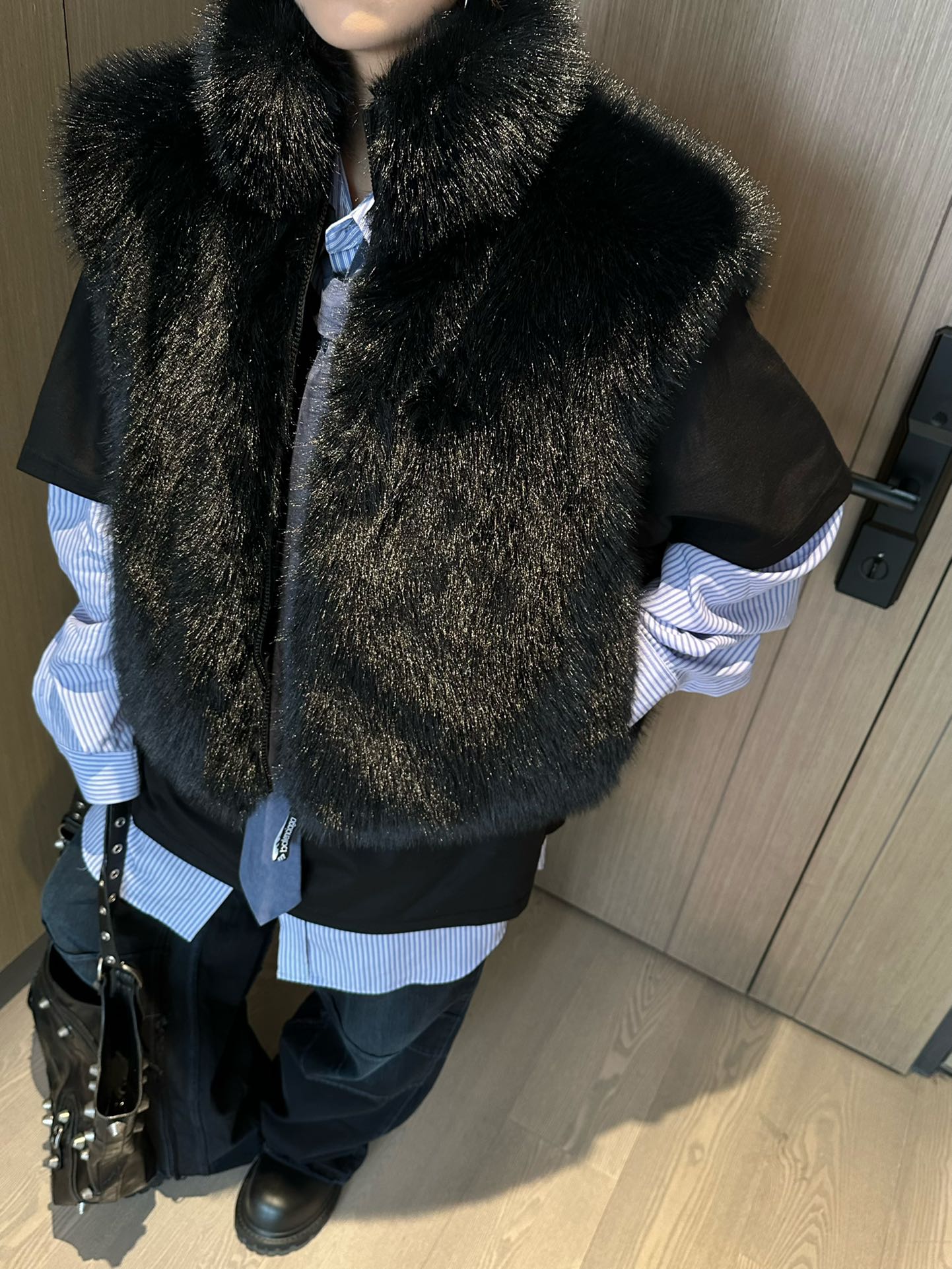 High-End Quality Female Suit with Dustproof Bags and Two-Faced Horse Armor - 图片 6