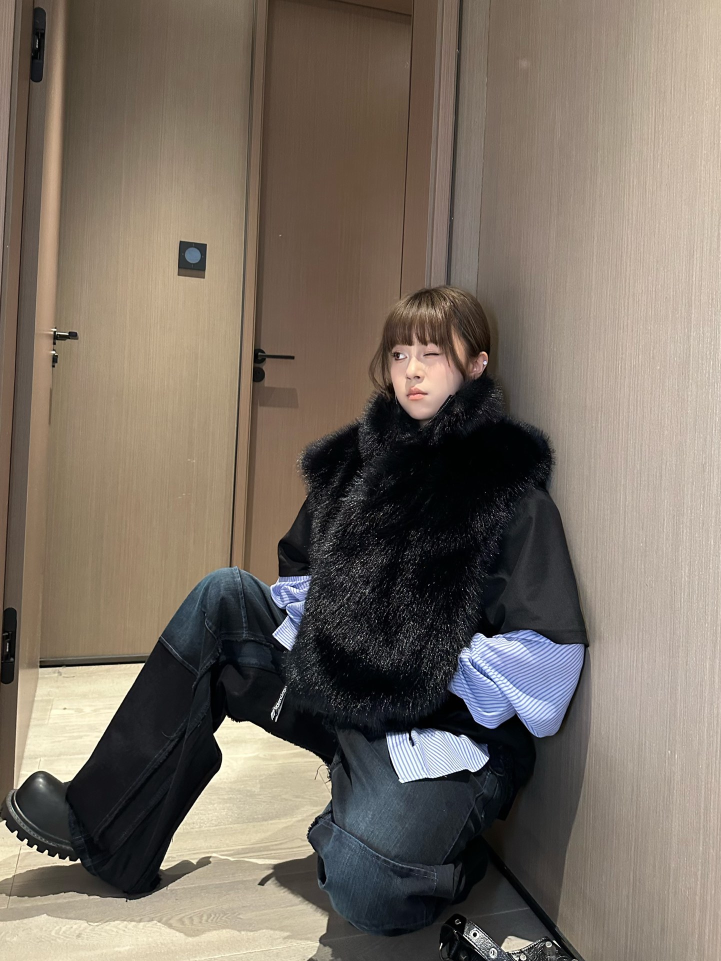 High-End Quality Female Suit with Dustproof Bags and Two-Faced Horse Armor - 图片 5