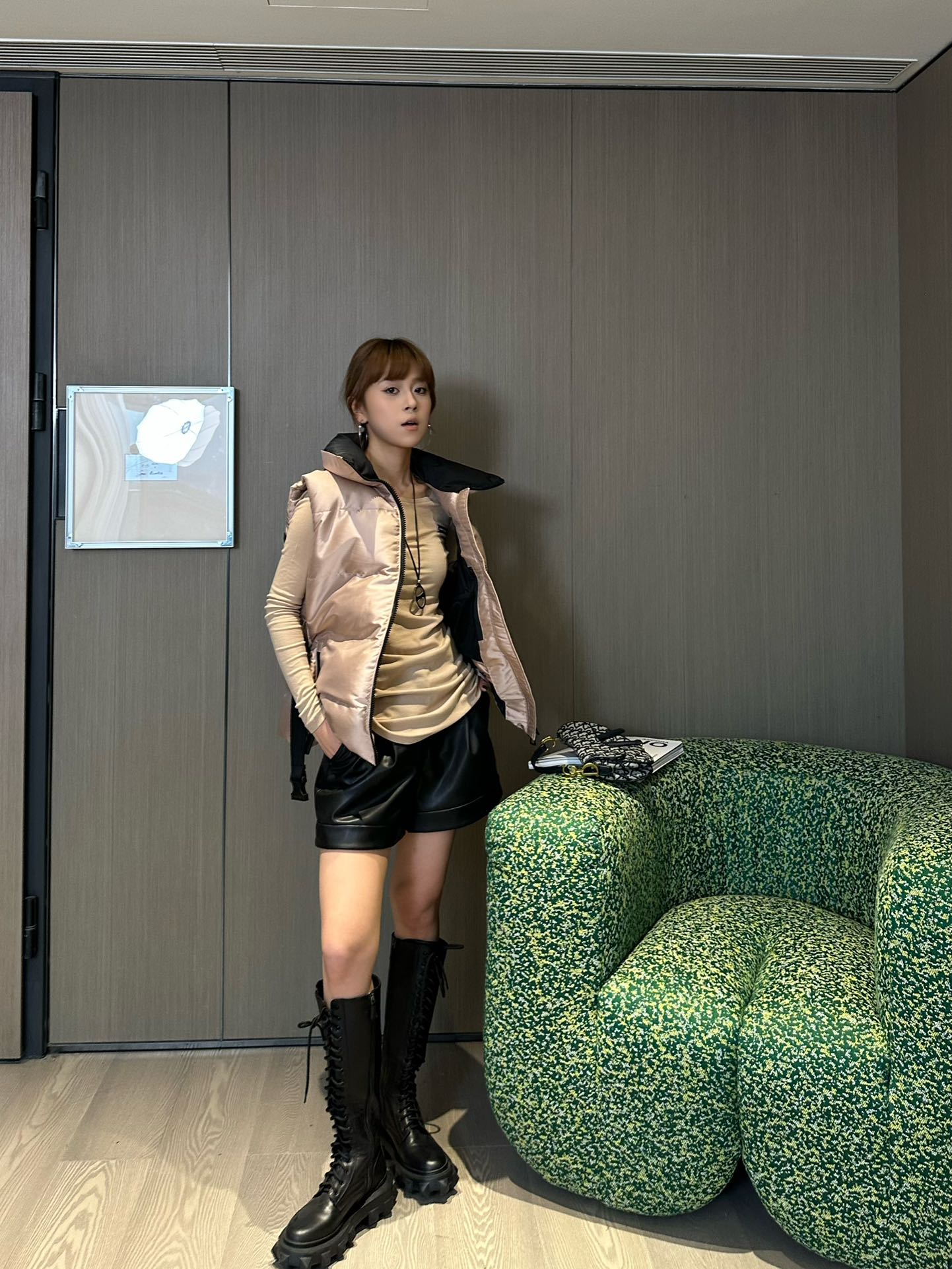 路易威登 Louis Vuitton 高定典藏名品高定成衣时装外套连衣裙衬衫T恤 #A4374848 8
