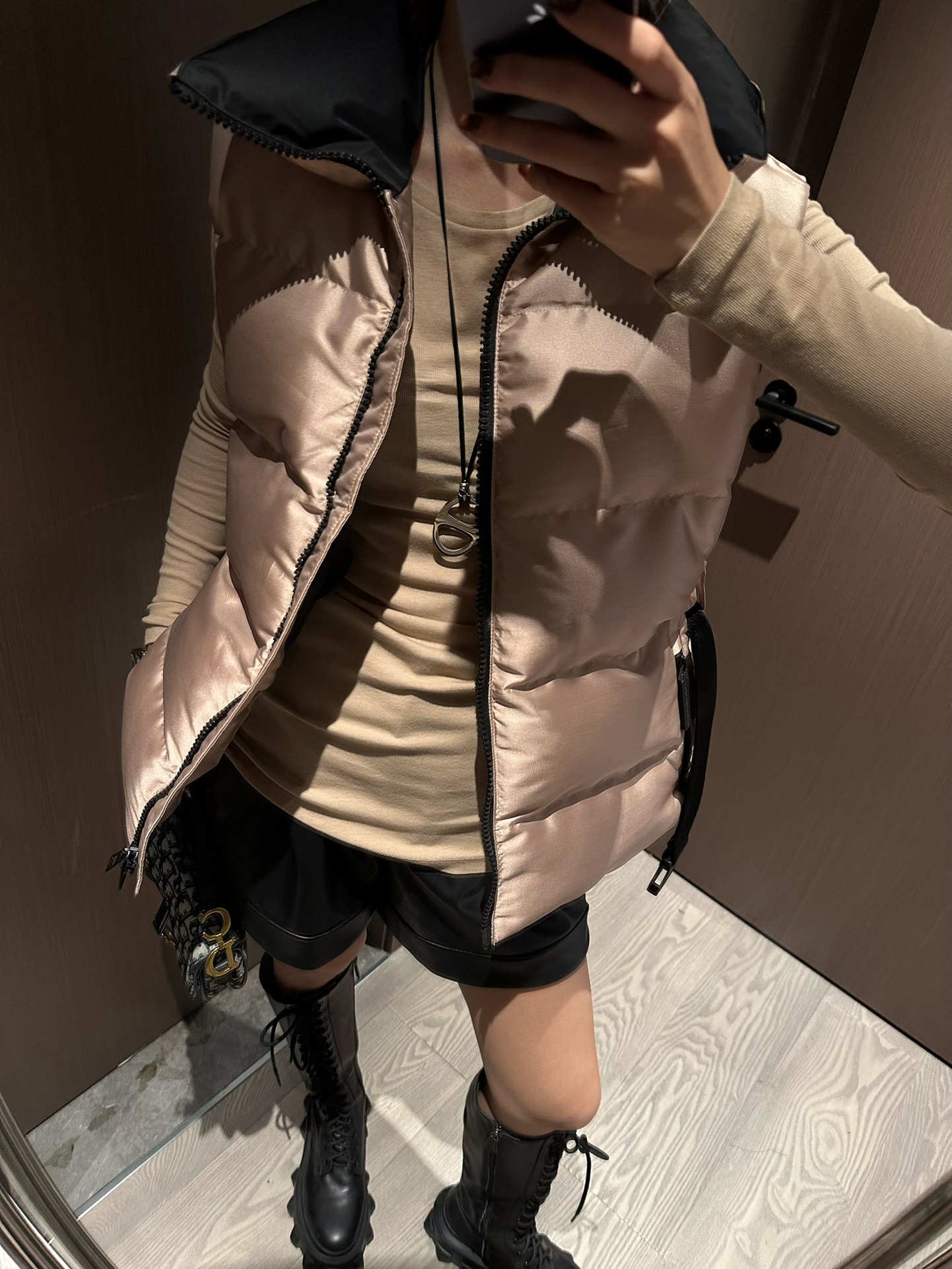 路易威登 Louis Vuitton 高定典藏名品高定成衣时装外套连衣裙衬衫T恤 #A4374848 3