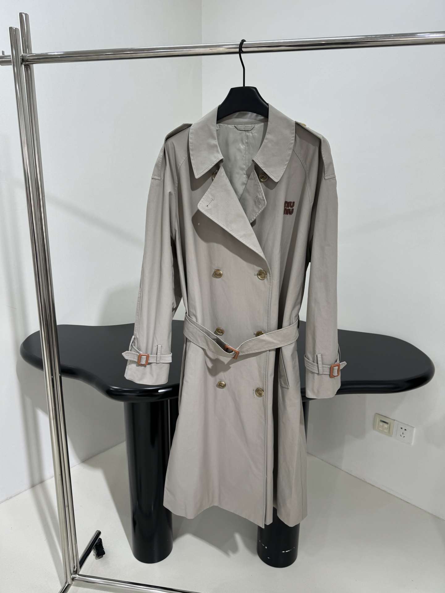Trendy Panamanian Cotton Coats for Fall and Winter Fashionistas