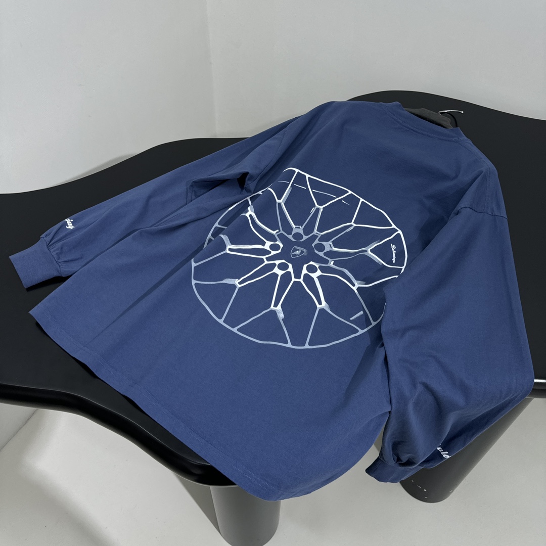 𝐵𝑎𝑙𝑒𝑛𝑐𝑖𝑎𝑔*25早春新品｜Automobili Lamborghini🛞联名合作廓形长袖T恤
独