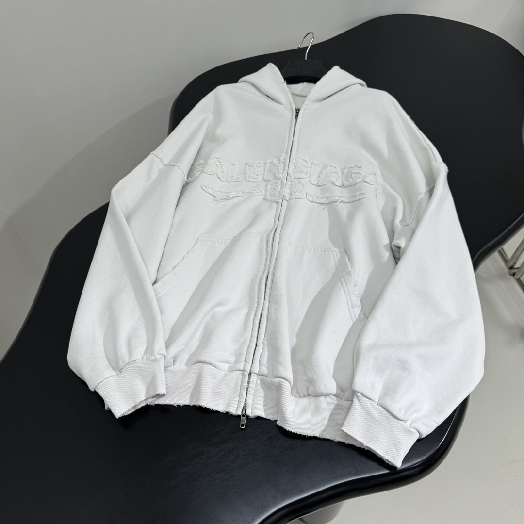 𝐵𝑎𝑙𝑒𝑛𝑐𝑖𝑎𝑔*新品NEW YEAR SERIES 25 - HOODIE常规版型拉链连帽卫衣
复古