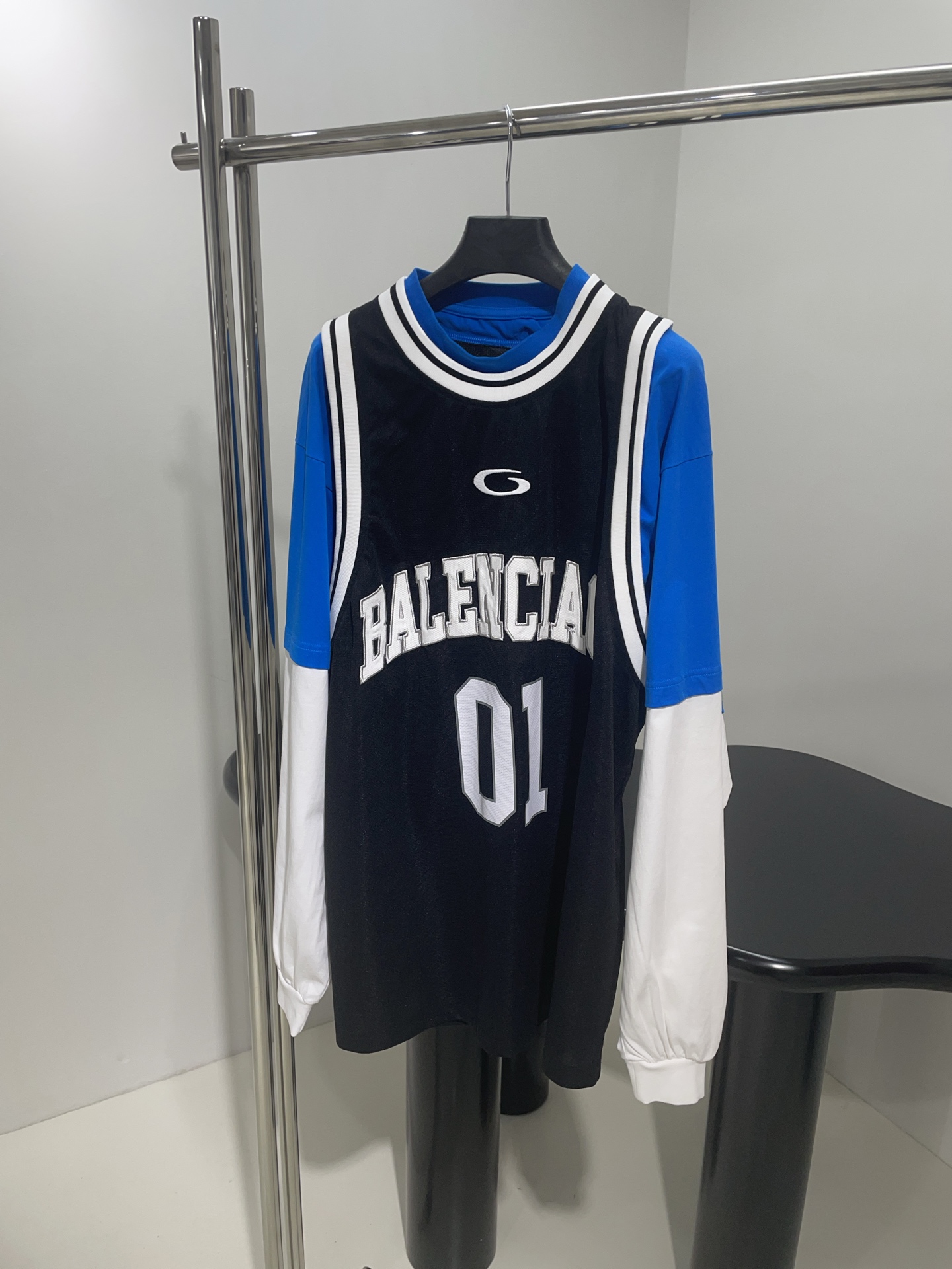 𝐵𝑎𝑙𝑒𝑛𝑐𝑖𝑎𝑔*新品BASKETBALL SERIES - 3件套层叠长袖T恤
定制定染复古运动网眼