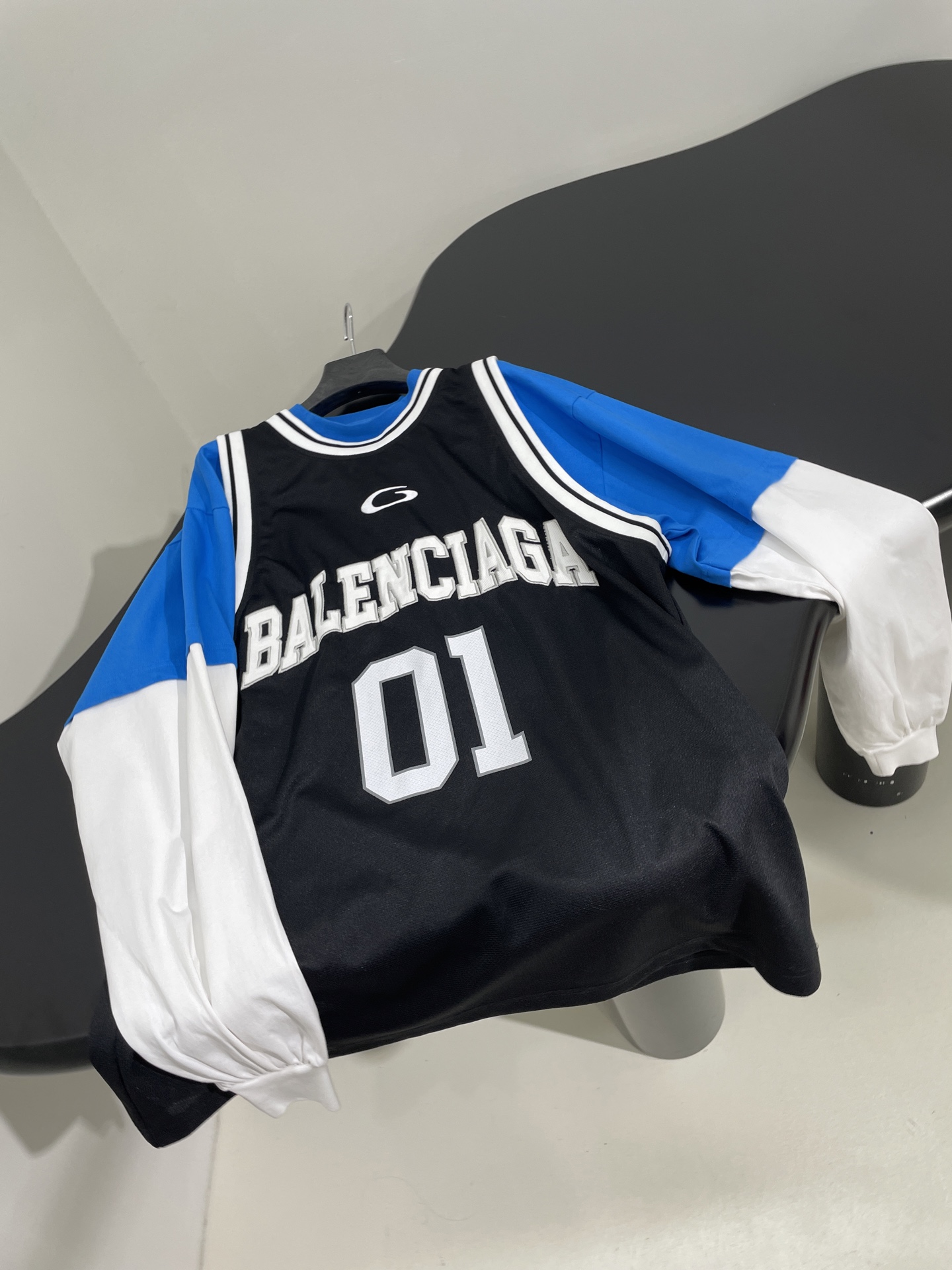 𝐵𝑎𝑙𝑒𝑛𝑐𝑖𝑎𝑔*新品BASKETBALL SERIES - 3件套层叠长袖T恤
定制定染复古运动网眼