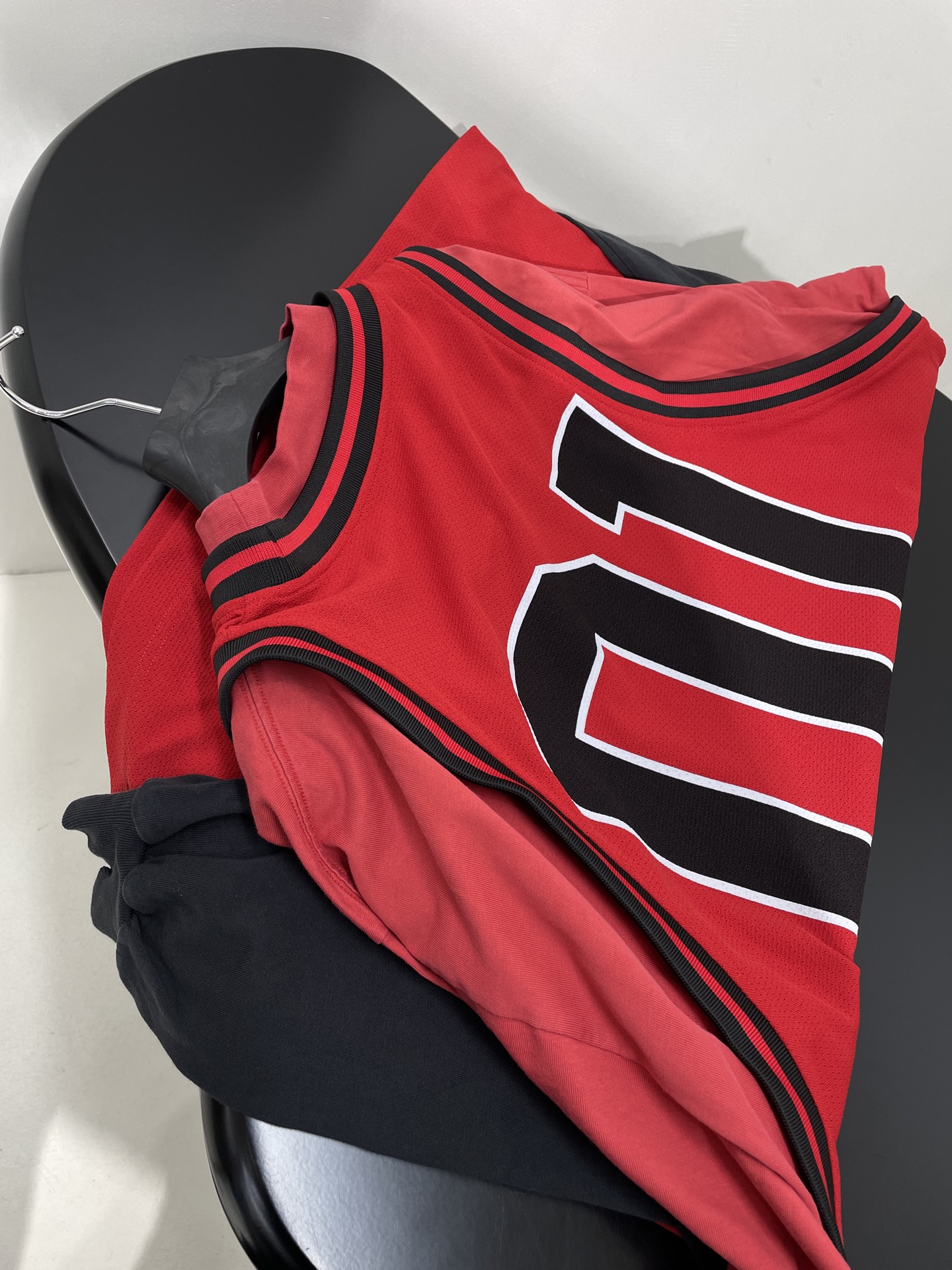 𝐵𝑎𝑙𝑒𝑛𝑐𝑖𝑎𝑔*新品BASKETBALL SERIES - 3件套层叠长袖T恤
定制定染复古运动网眼