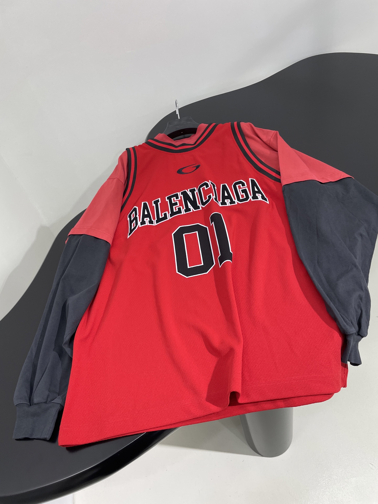 𝐵𝑎𝑙𝑒𝑛𝑐𝑖𝑎𝑔*新品BASKETBALL SERIES - 3件套层叠长袖T恤
定制定染复古运动网眼