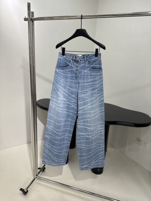 Chanel Wide Leg Denim Jeans Laser Chain Logo Vintage Wash Women's Trousers 1 Chanel Wide Leg Denim Jeans Laser Chain Logo Vintage Wash Women’s Trousers
