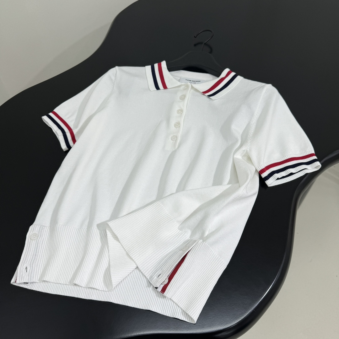 “Thom Brown Classic Women’s Suit with New Wool Polo in White” - 图片 6