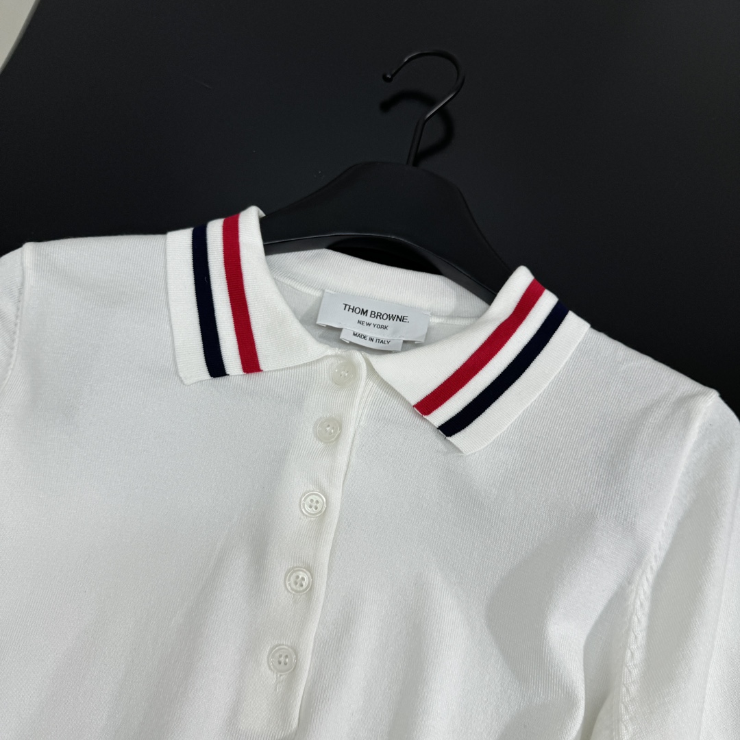 “Thom Brown Classic Women’s Suit with New Wool Polo in White” - 图片 7