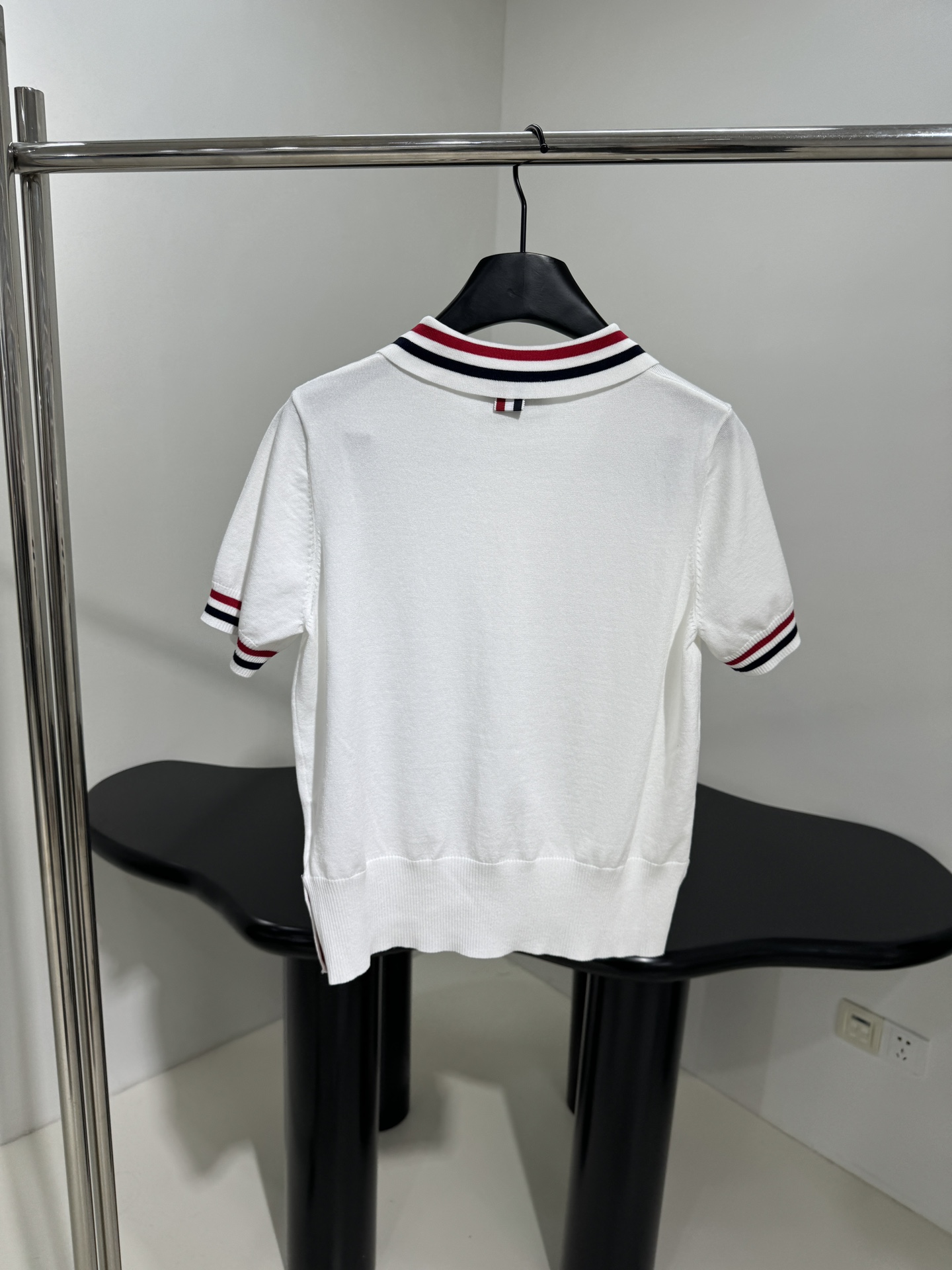 “Thom Brown Classic Women’s Suit with New Wool Polo in White” - 图片 3