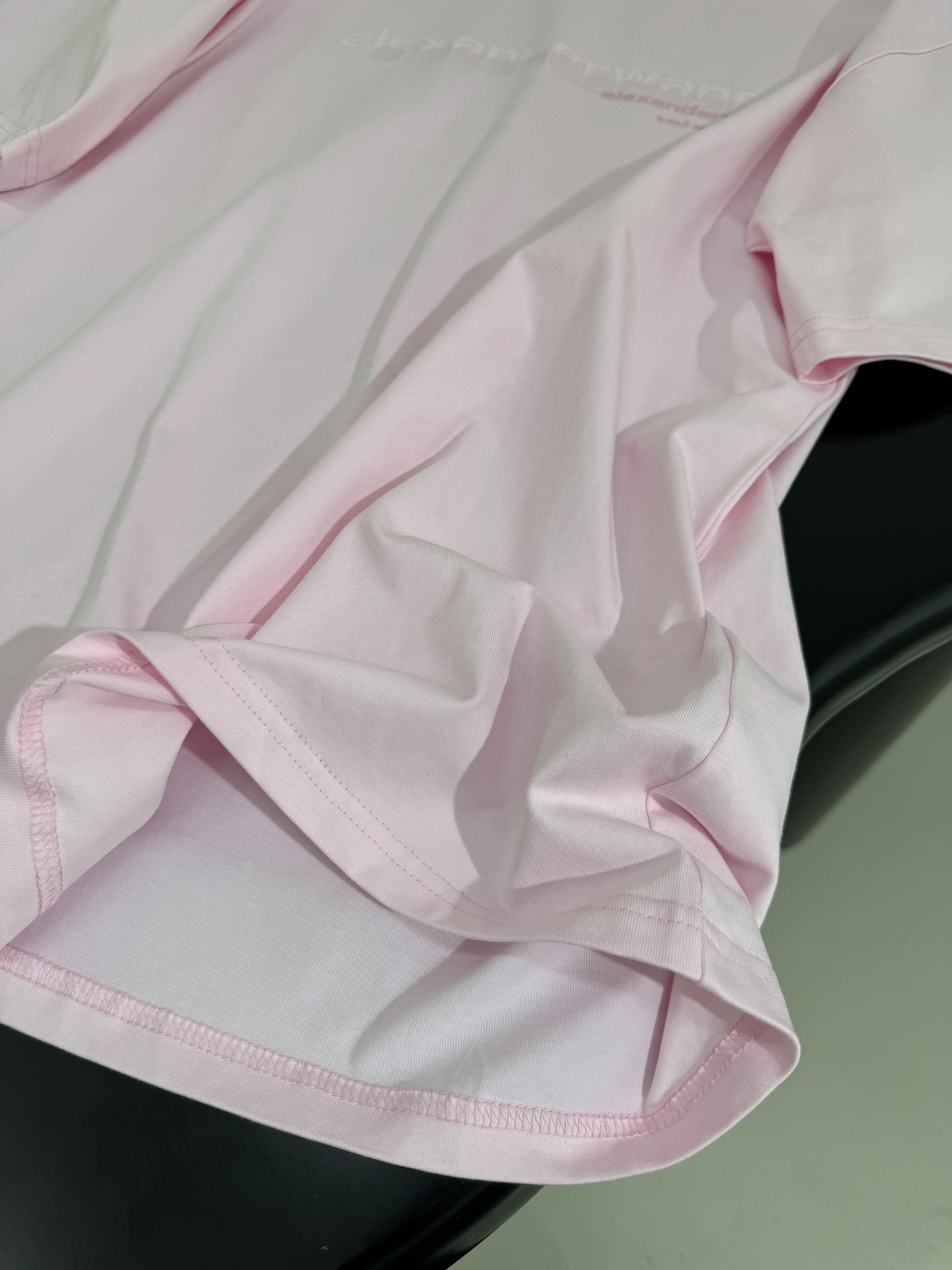 Fashion Update: P437 Original Cotton T-shirt with Wang25 Pressurized Collection, Gender-Neutral in White - 图片 7