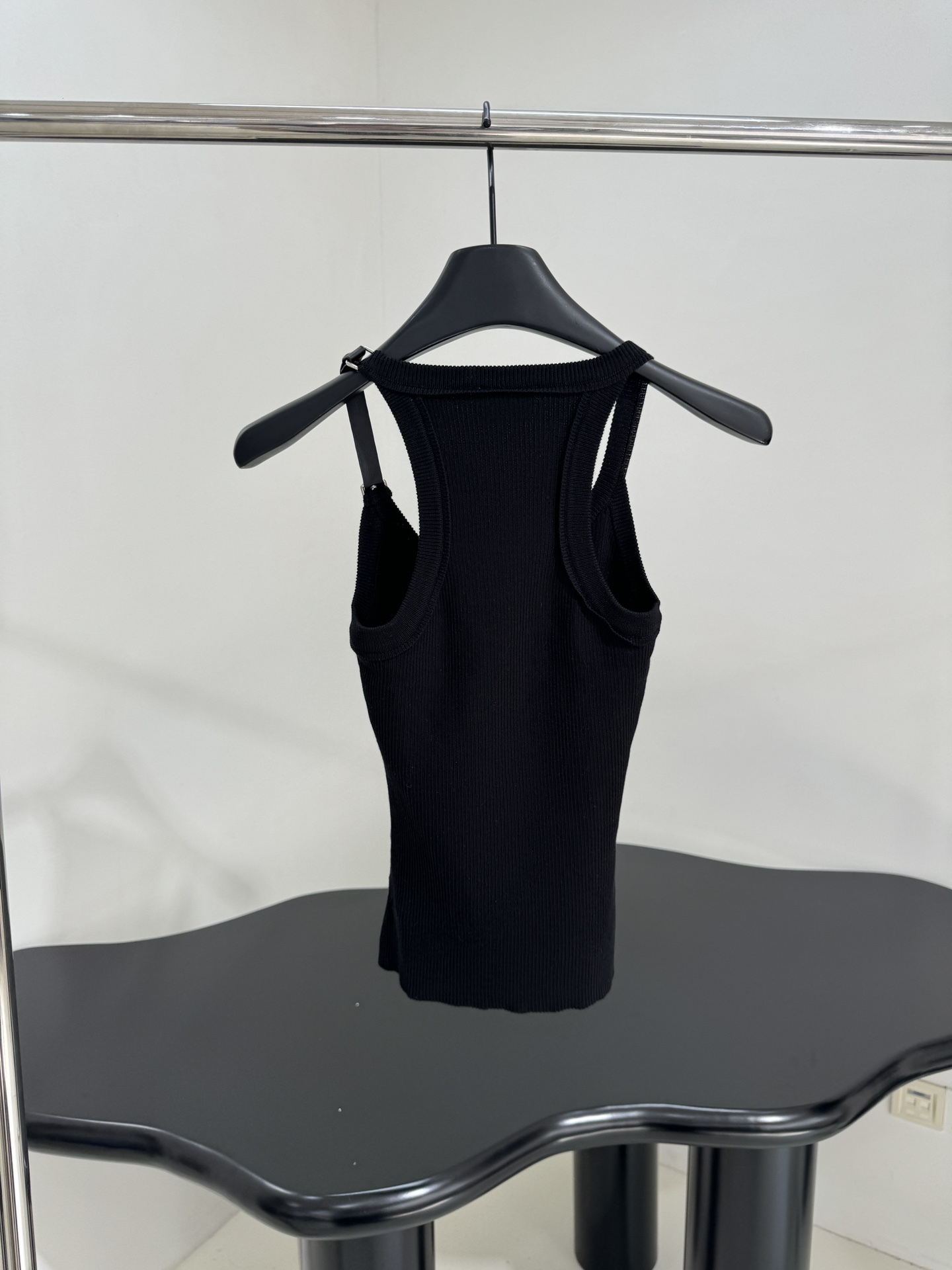 Courreges: Original Female Suit with Cotton Knit Vest, Leather Belts, Stripes. - 图片 3