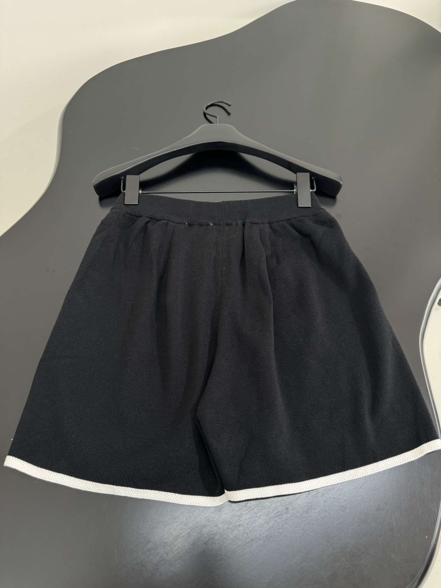 P529 Women’s Cotton Suit with Logo Embroidery and Fresh Shorts - 图片 8
