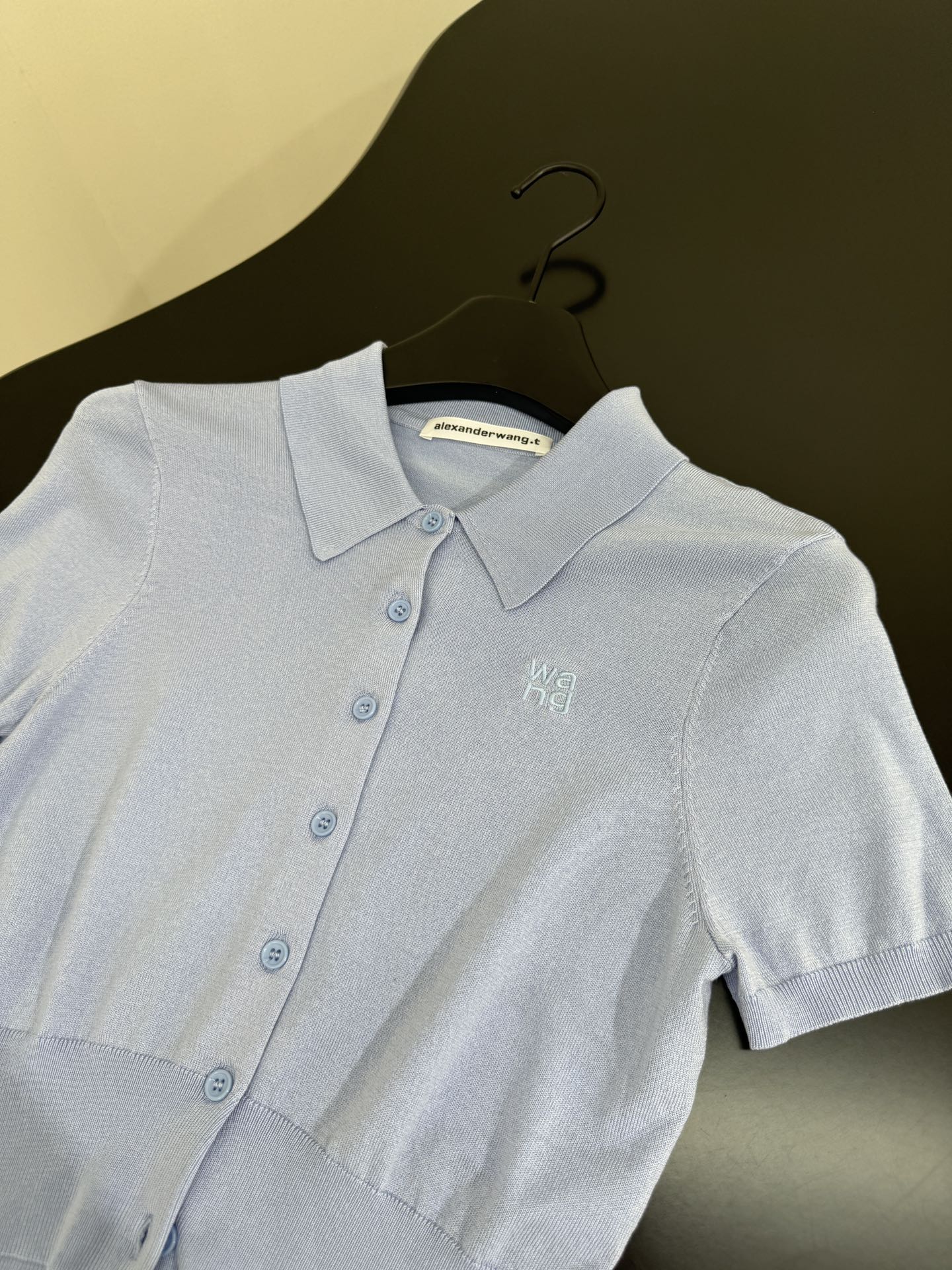 Alexandre Wang’s New Wool Polo Suit: P598 One-Size-Fits-All Dress with Soft Wool Fabric. - 图片 5