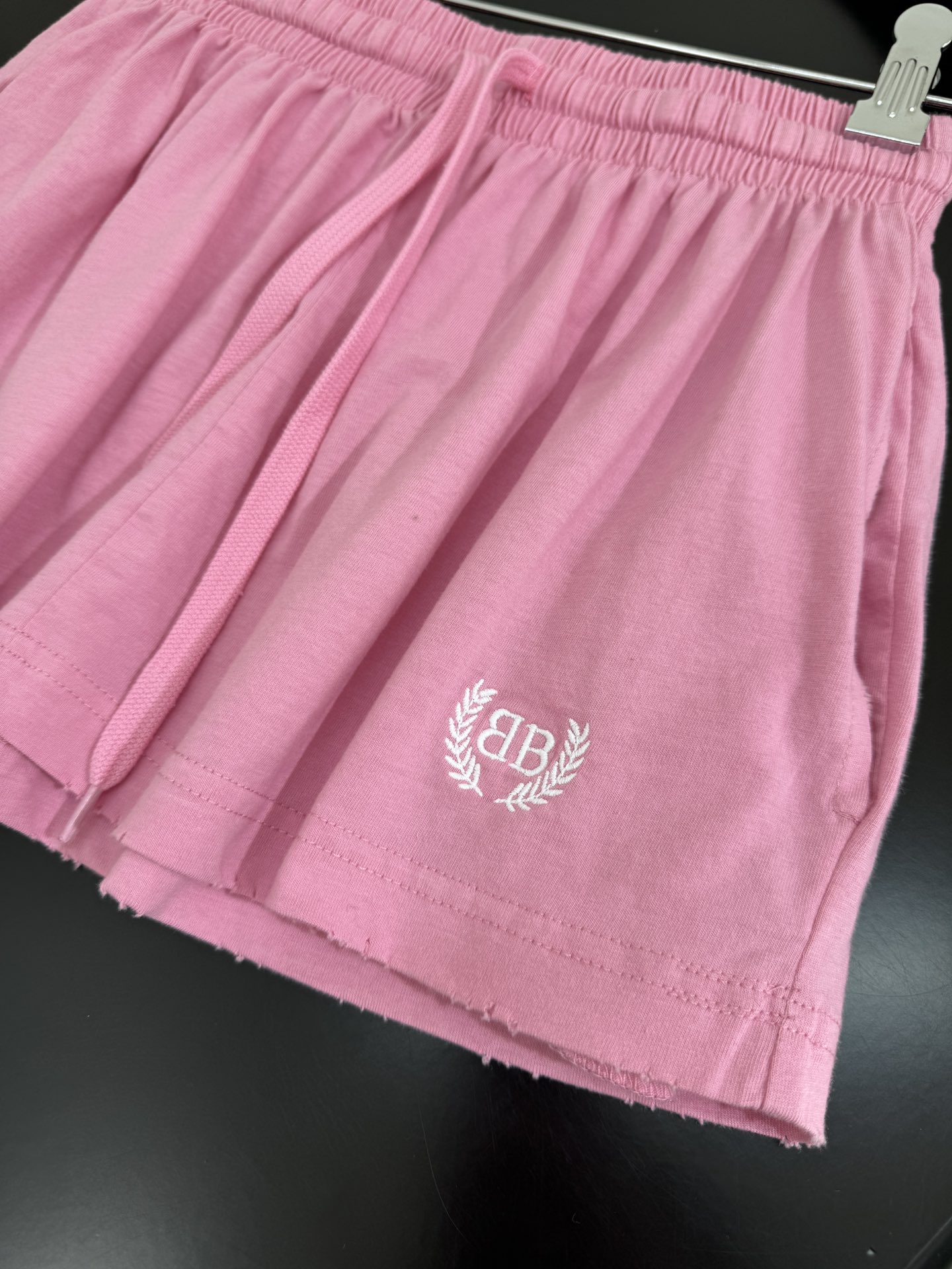 Balenciaga Inspired Laurel Classic Football Shorts with Gender Equality Embroidery - 图片 6