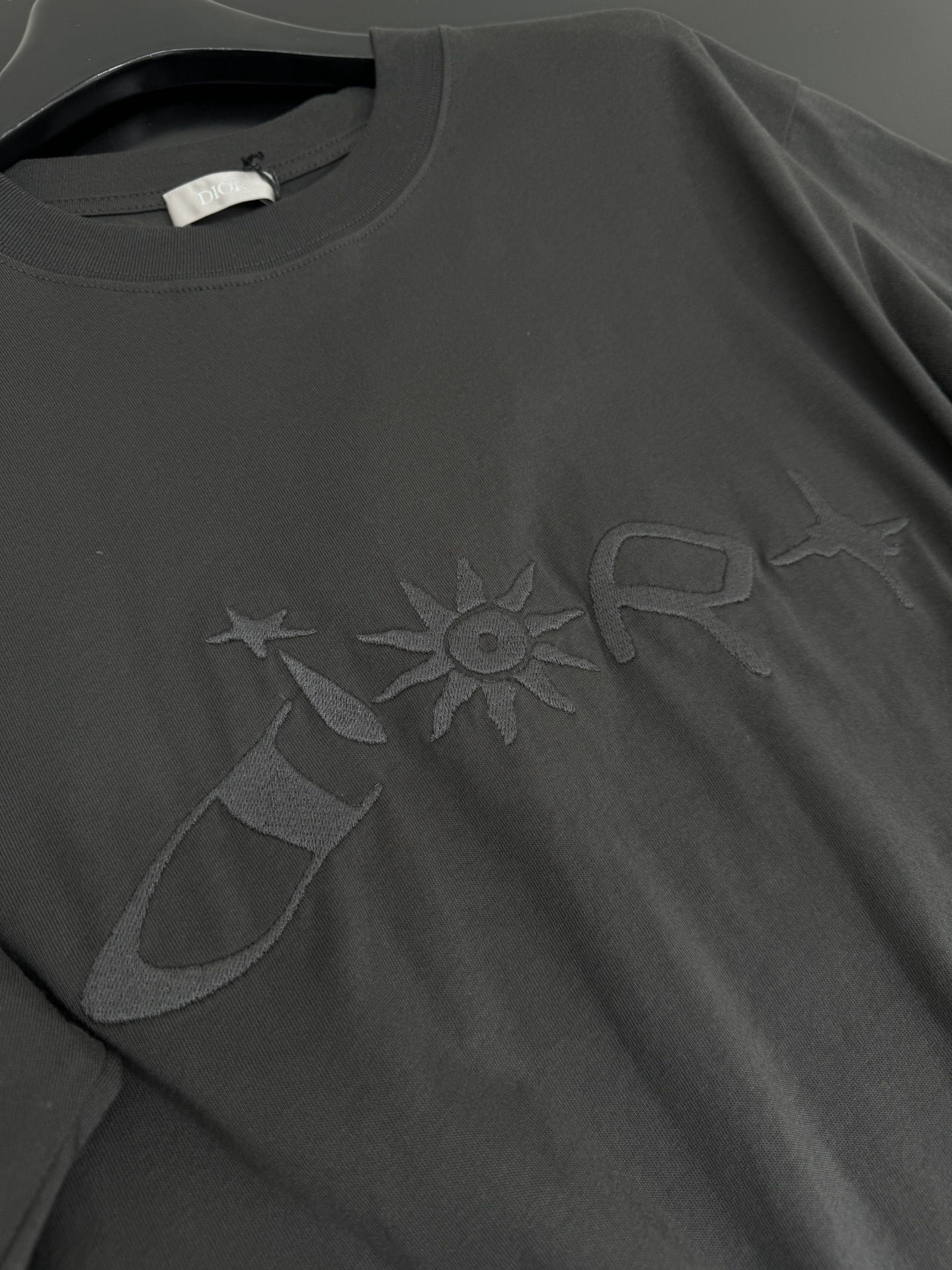 Title: Original Dio x Hamilton Cotton Embroidered T-Shirts and Slitting Needles for Fabric Production - 图片 6