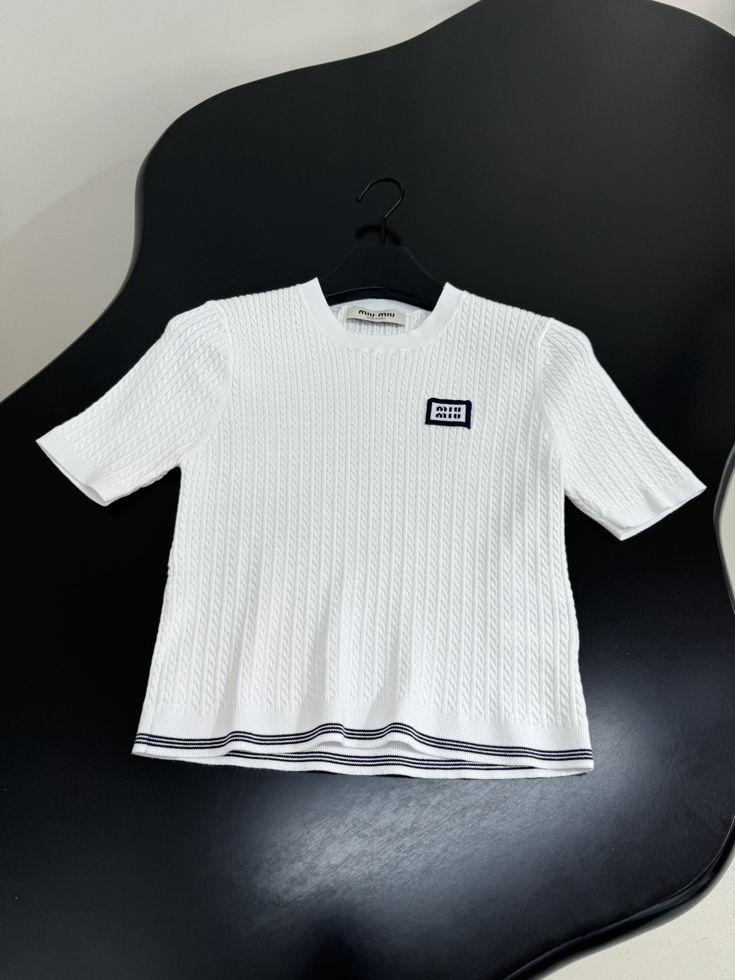 Striped Hem Wool Knit Top with Embroidered Logo - Comfortable & Stylish 5 i1753870906 3400 1