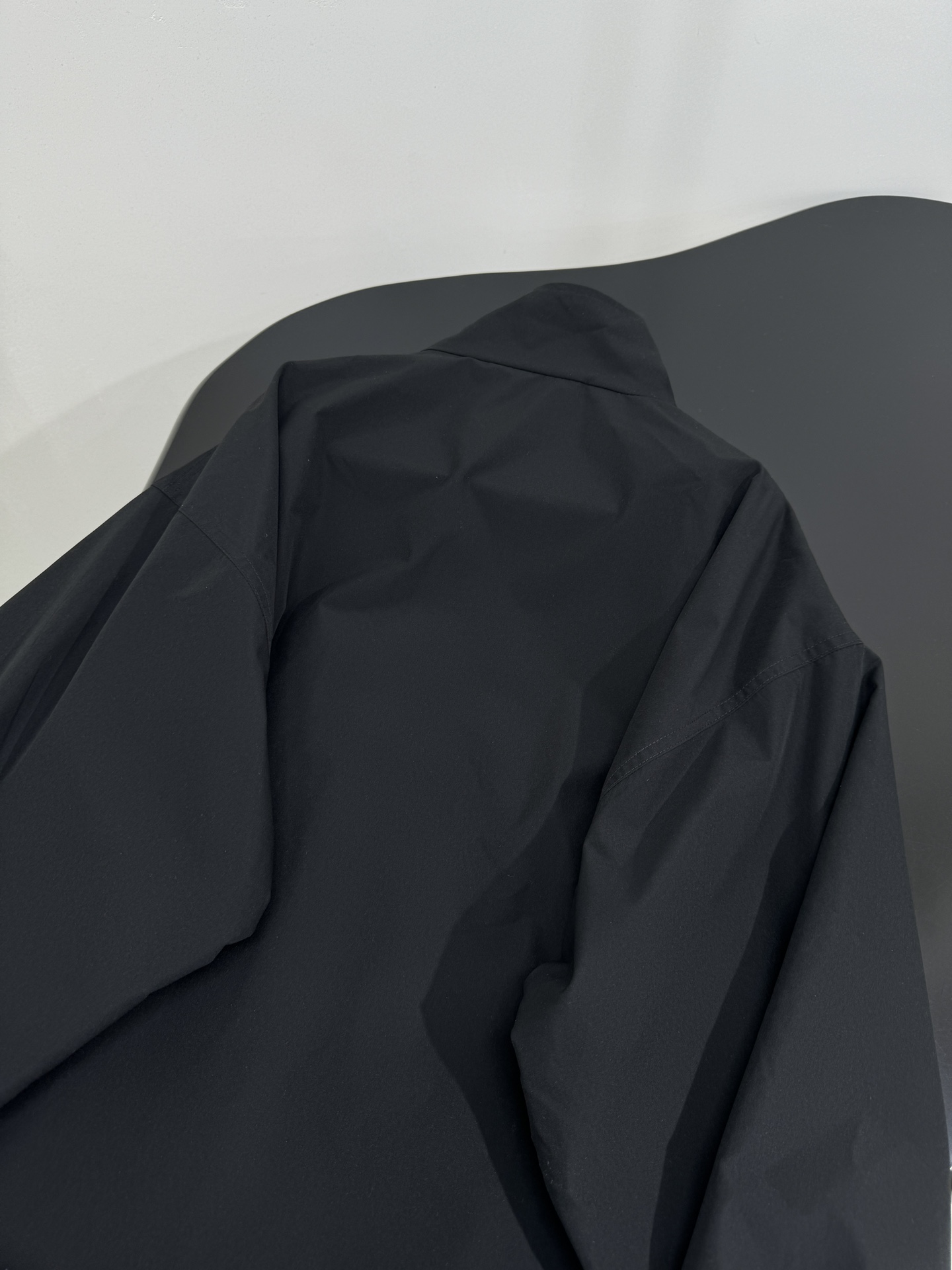 Balenciaga Basketball Series Baggy Sports Jacket: Feminine Suit with Embroidered Art - 图片 9
