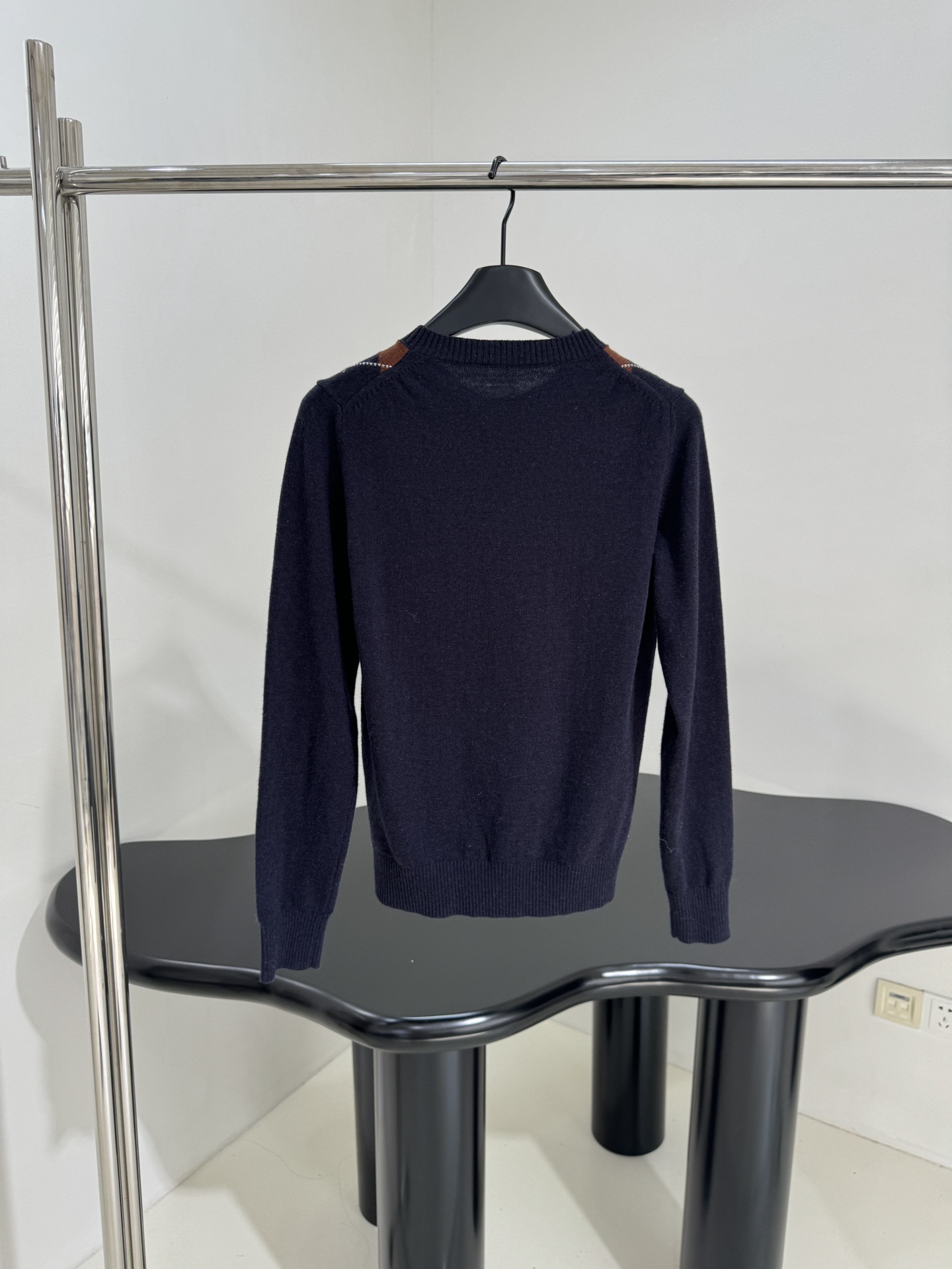 MIU MIU Black & Blue Intarsia Knit Cardigan with Logo Embroidery 4 i1754908354 6821 8