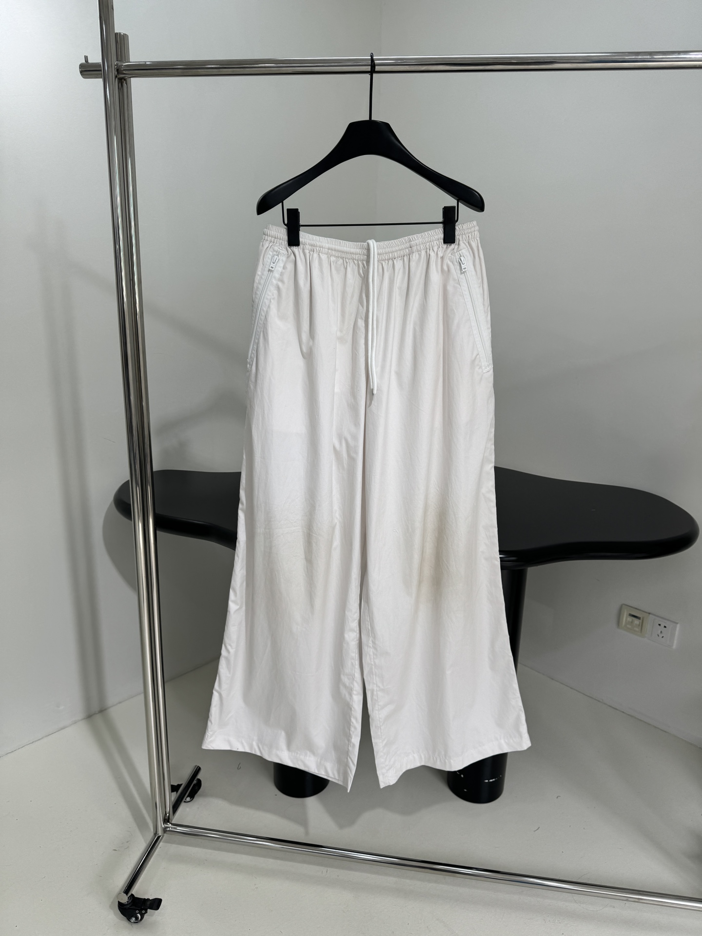 “Ance Studio 25 Women’s Suit: Technology and Cotton Blend for Exercise, Gender Equality”