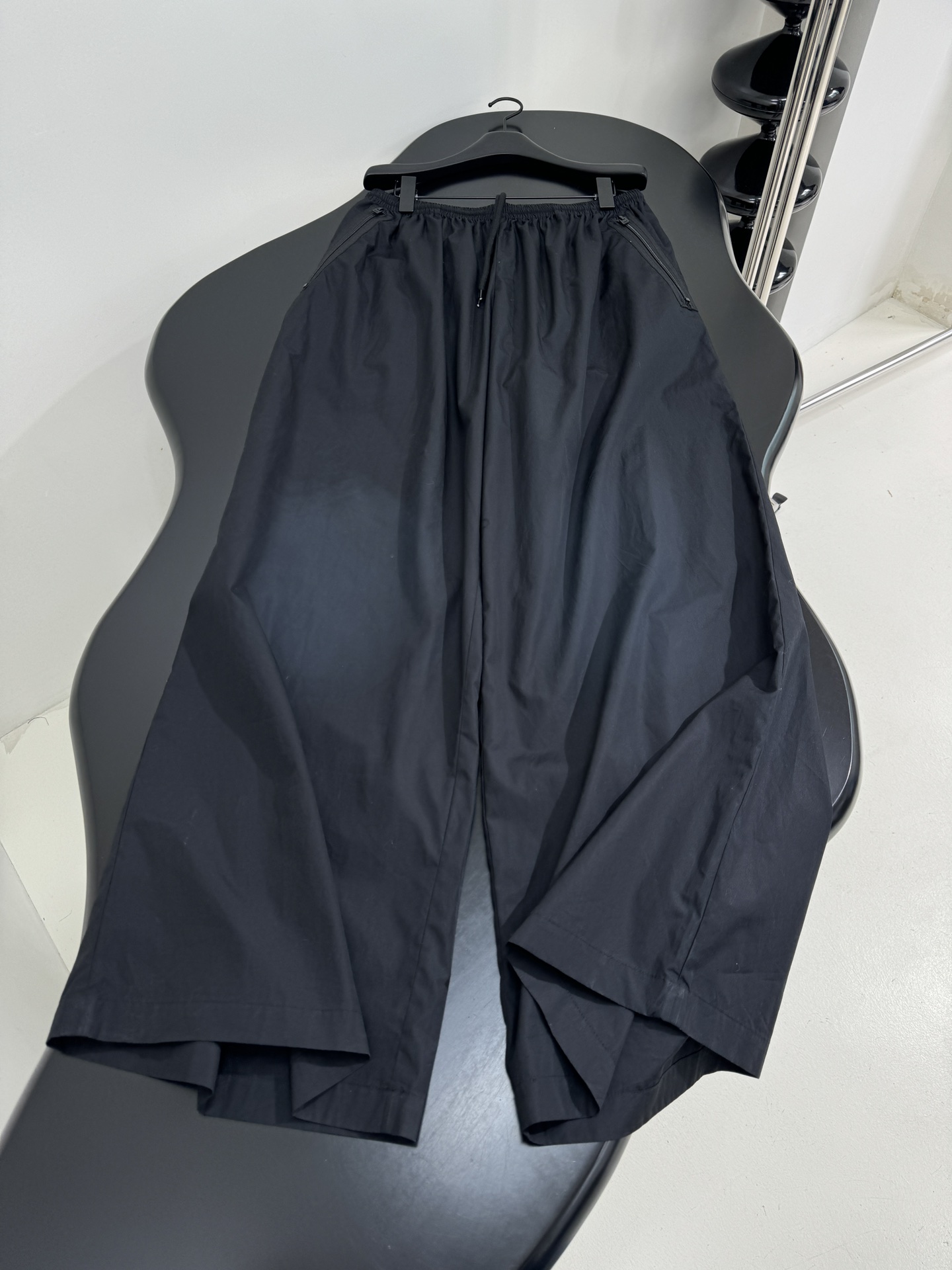“Technology and Cotton Women’s Suit with Loose Fit for Exercise and Gender Equality” - 图片 7