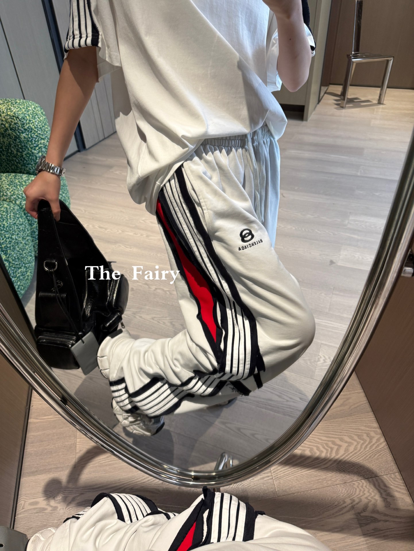 Top chart One of those - 图片 3