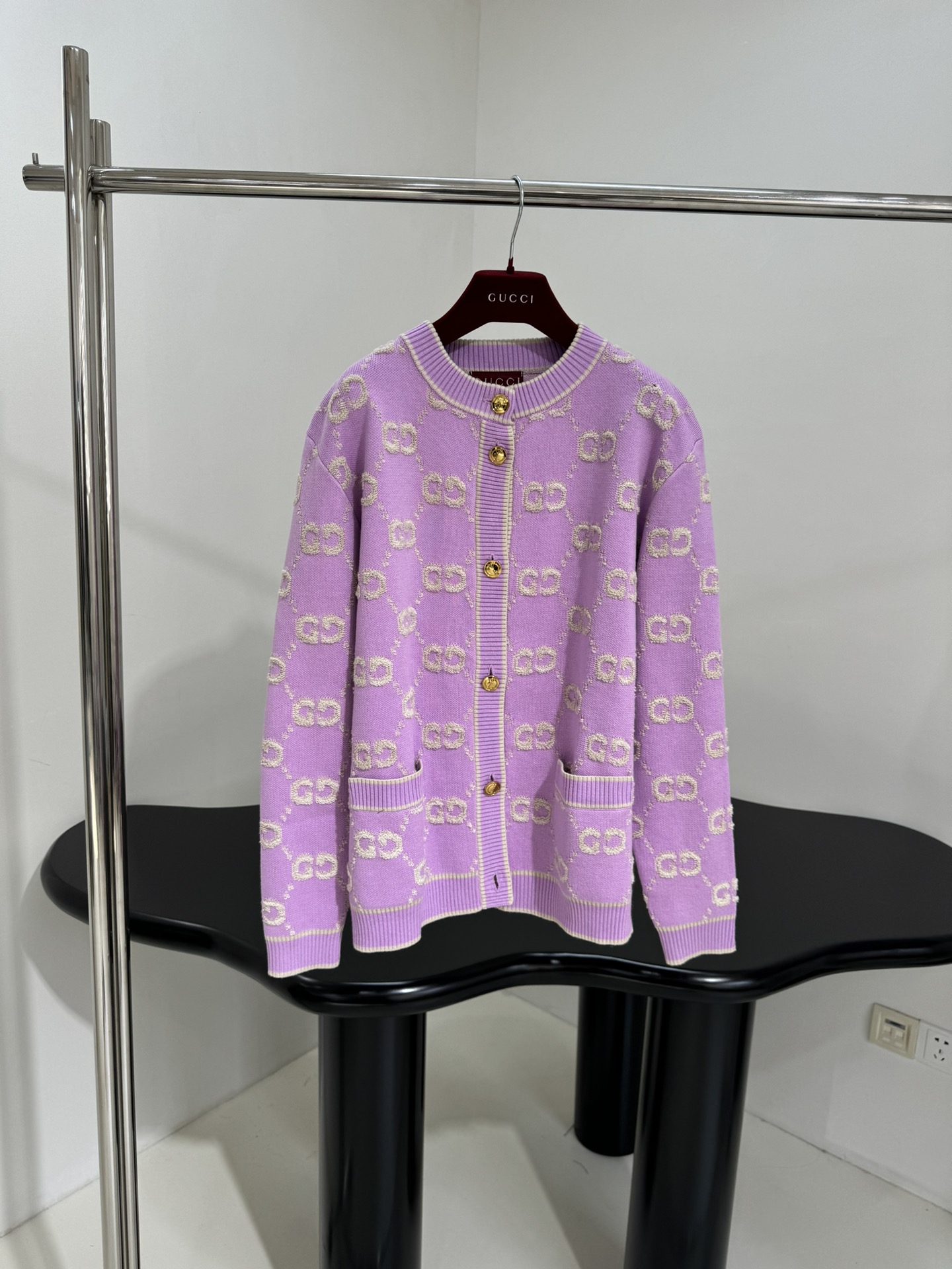 Gucci Wool Jacquard Cardigan with Interlocking G Embroidery 2 i1760604702 3312 5