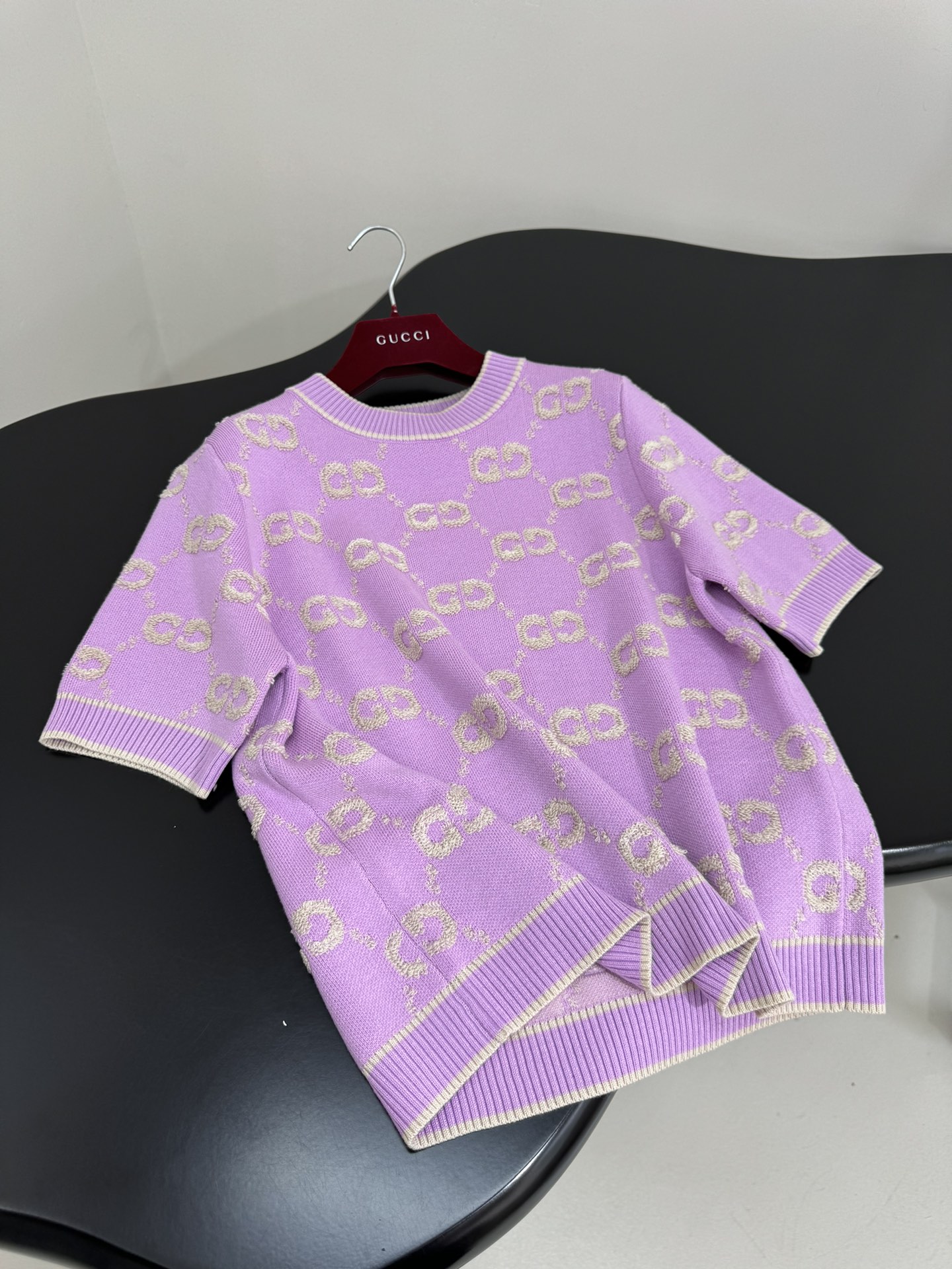 Gucci Jacquard Wool Blend Sweater: Pink & White Interlocking G Embroidery 7 i1760604856 6895 0