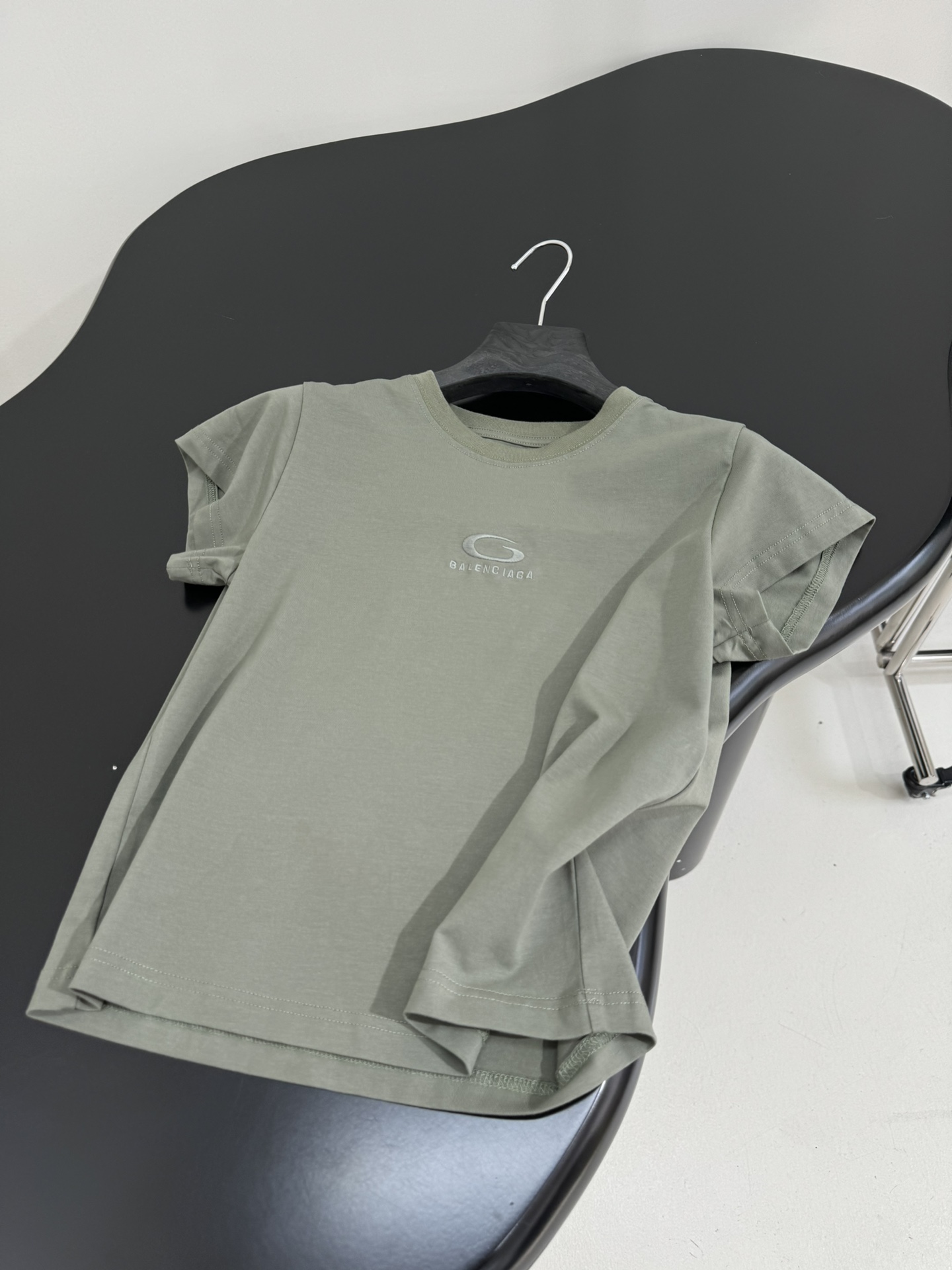 Balenciaga Loop Sports Icon Slim Fit T-Shirt - Vintage Grey Green 8 i1760609933 3210 7