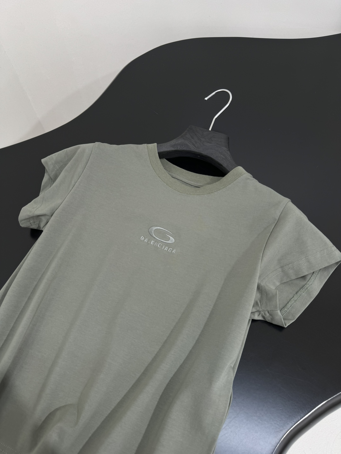 Balenciaga Loop Sports Icon Slim Fit T-Shirt - Vintage Grey Green 7 i1760609933 878 6