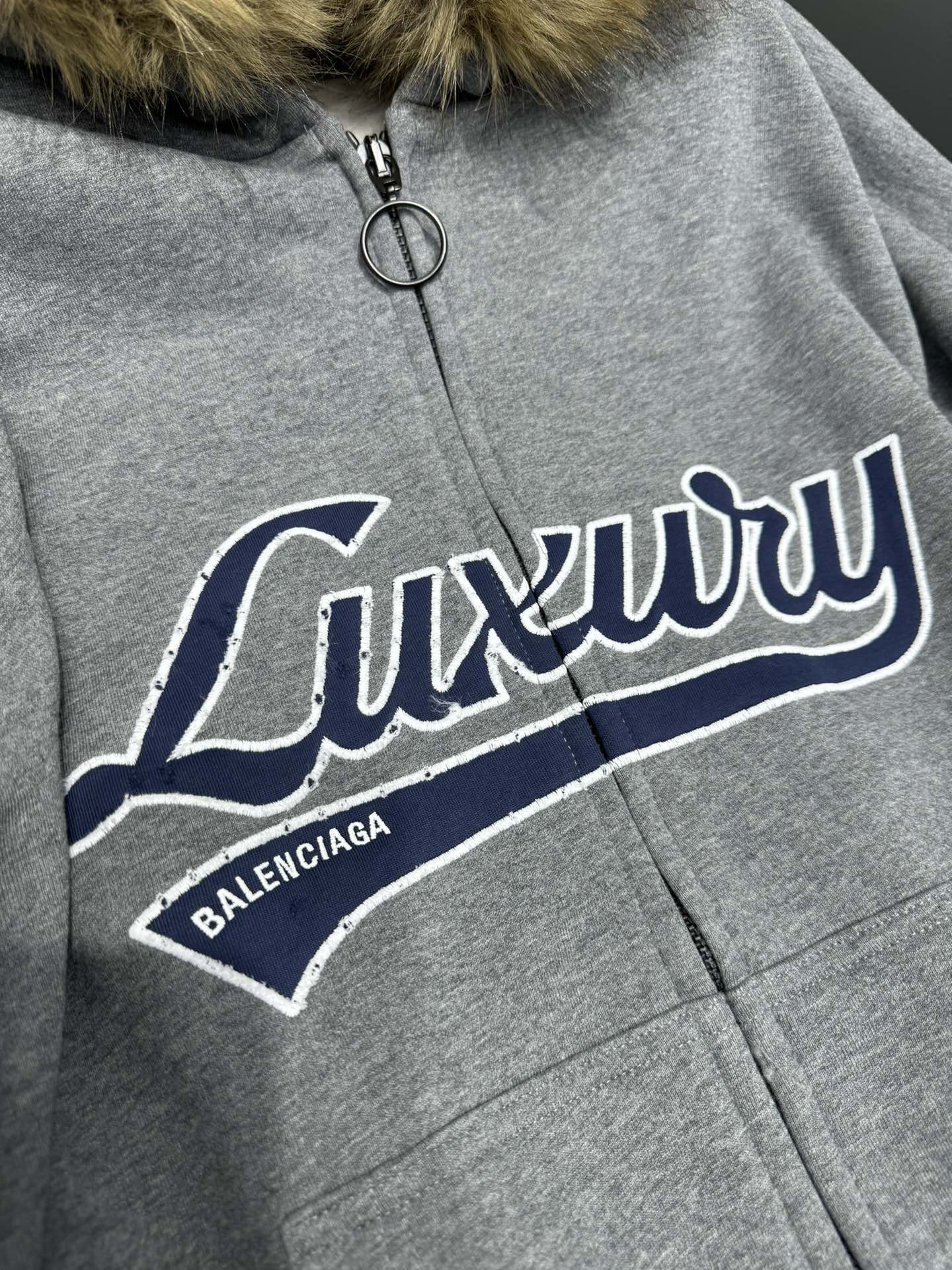 BALENCIAGA Women 𝐵𝑎𝑙𝑒𝑛𝑐𝑖𝑎𝑔* New Arrival LUXURY SCRIPT — photo 5