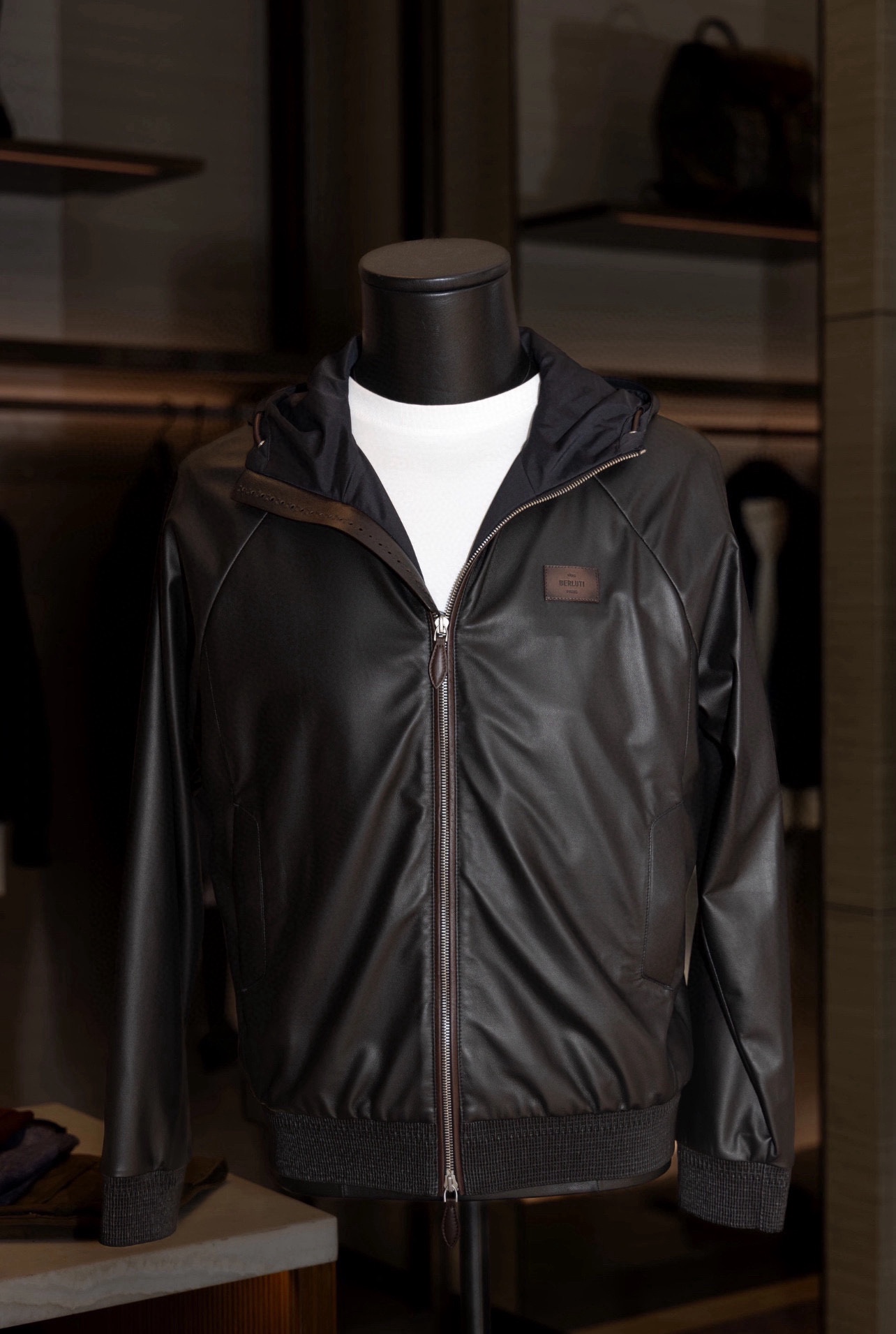 _dAj9sfx_wXcGVKJKAZz5kAjIDOGA3ccVB-h0ZFQ