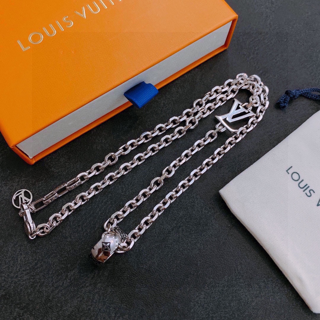 Louis Vuitton Jewelry Necklaces & Pendants High Quality Online
 Unisex Vintage Chains