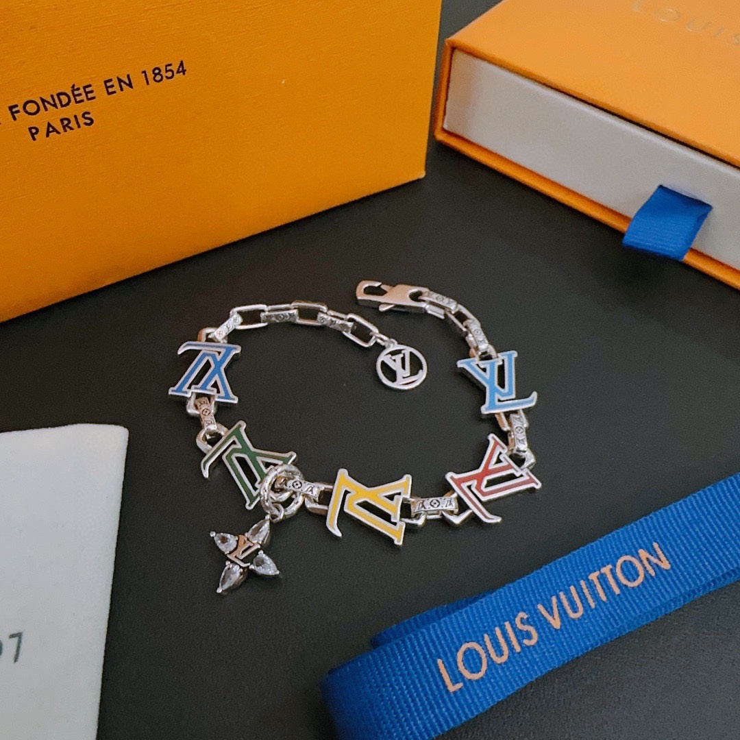 Louis Vuitton AAA+
 Jewelry Bracelet Unisex Vintage Chains