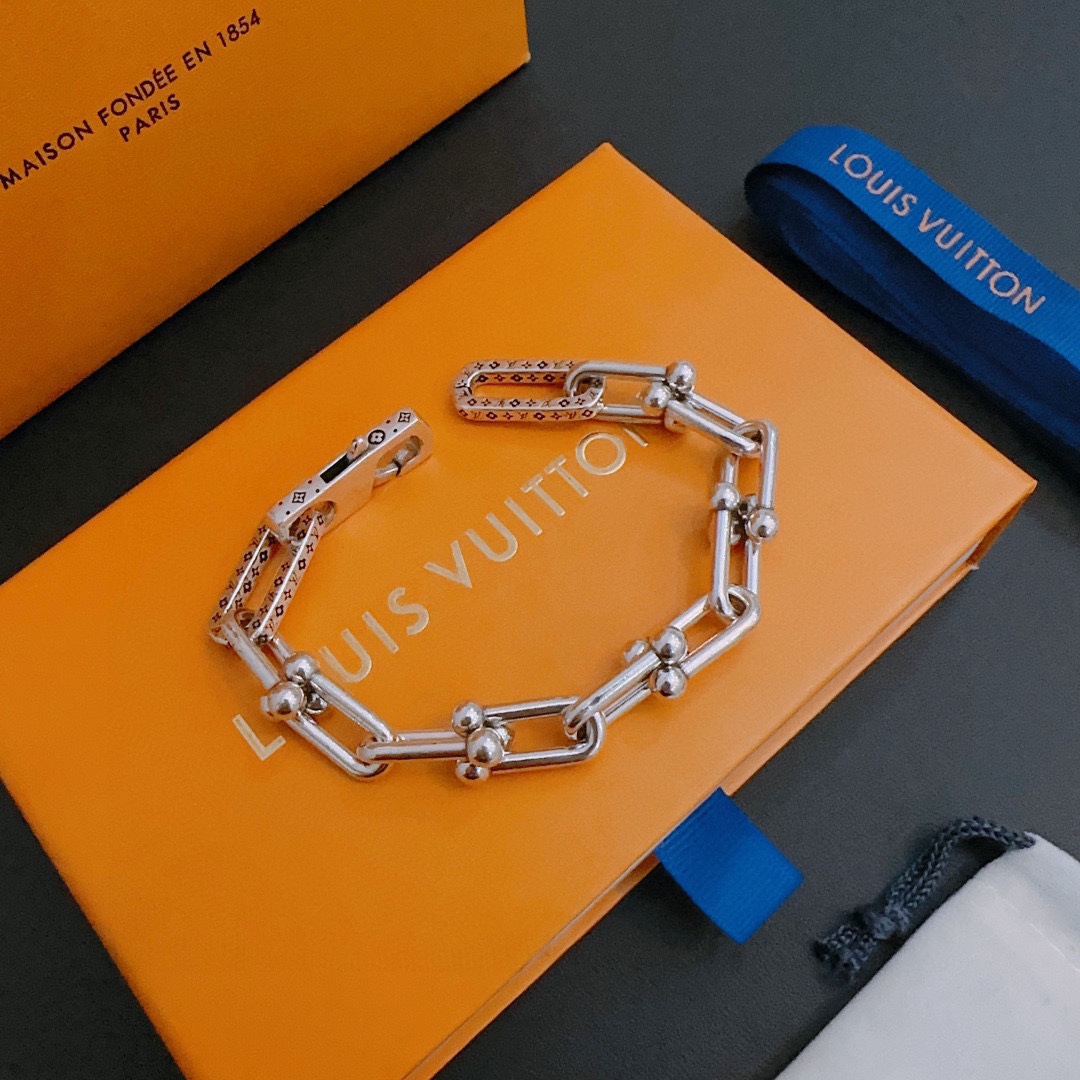 Louis Vuitton Wholesale
 Jewelry Bracelet Unisex Vintage Chains