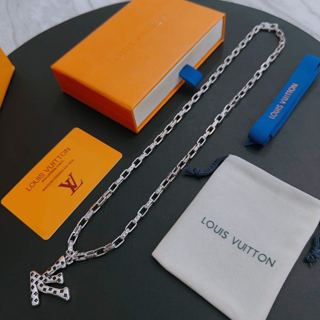 Louis Vuitton Sieraden Kettingen&hangers Unisex Vintage Kettingen