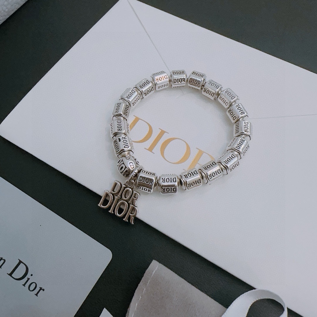 Dior luxury necklace 6