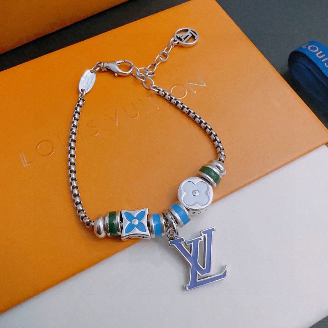 Louis Vuitton Haute Couture Haute Couture Fine Jewelry Necklace Bracelet 5